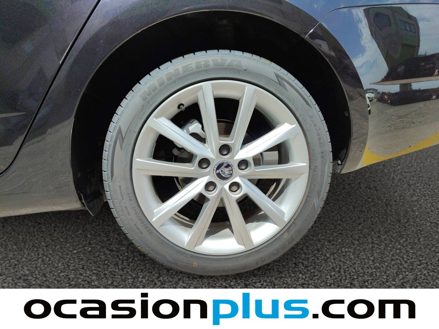 Foto Skoda Octavia Skoda Octavia Combi Combi 1.6 TDI CR Ambition (110 CV)