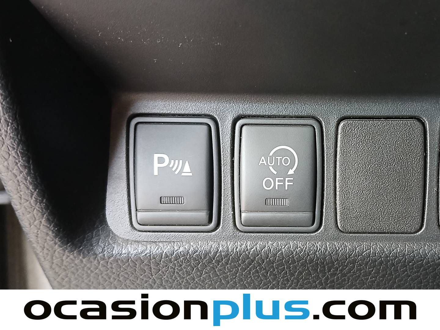 Acabados Nissan QASHQAI Nissan Qashqai 1.5 dCi N-Connecta 4x2 (110 CV)