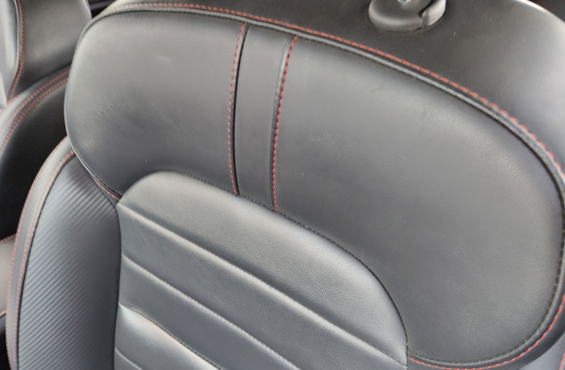MG ZS 1.0T Luxury - foto 6