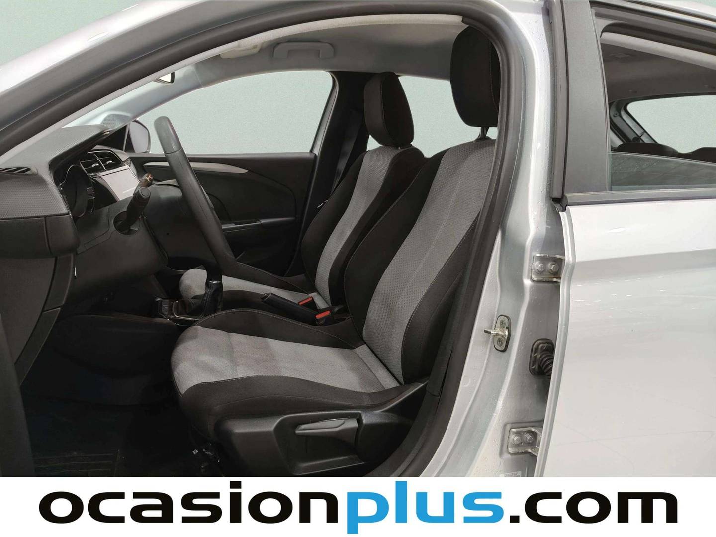 Foto asientos delanteros Opel Corsa Opel Corsa 1.2 XEL Edition (75 CV)