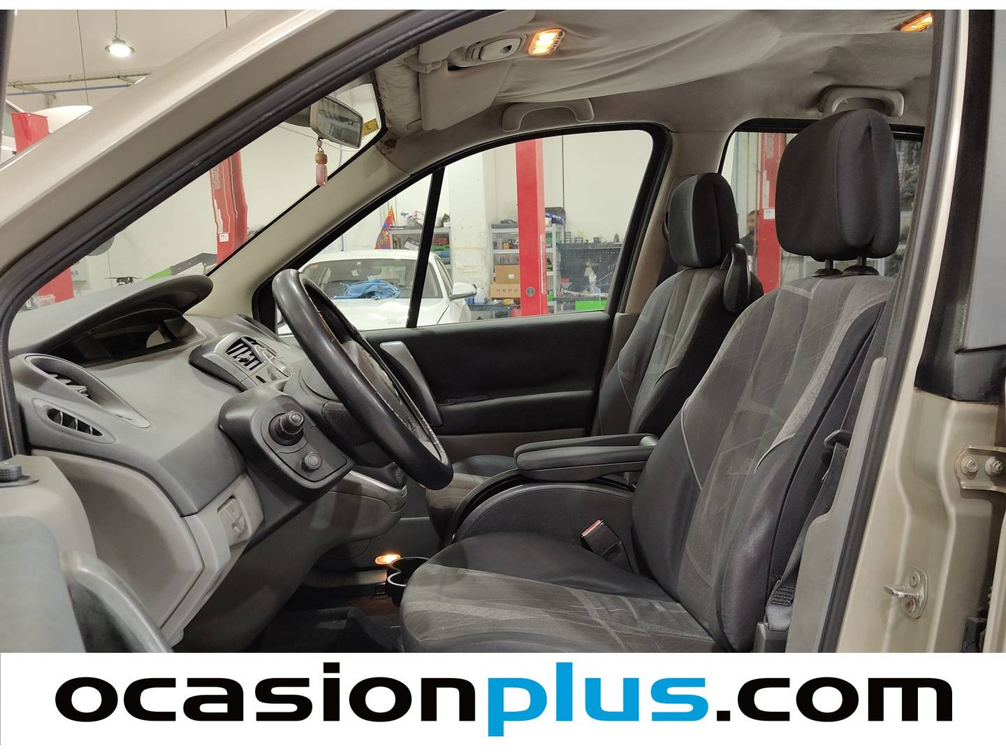 Foto asientos delanteros Mazda Mazda6 Mazda Mazda 6 2.0 CRTD Sportwagon Sportive (143 CV)