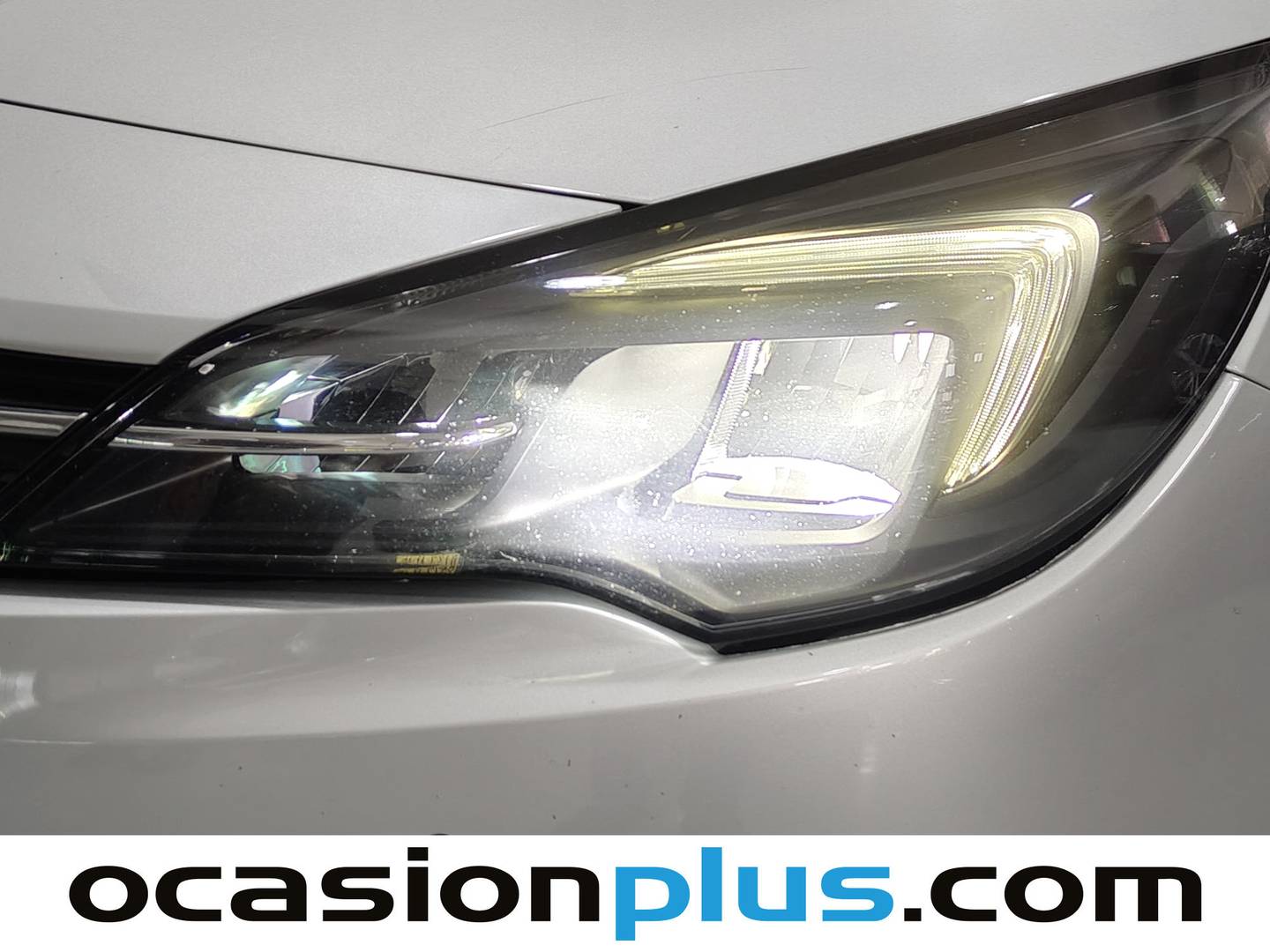 Foto Opel Astra Opel Astra 1.4 Turbo Sportwagon Ultimate CVT  (145 CV)