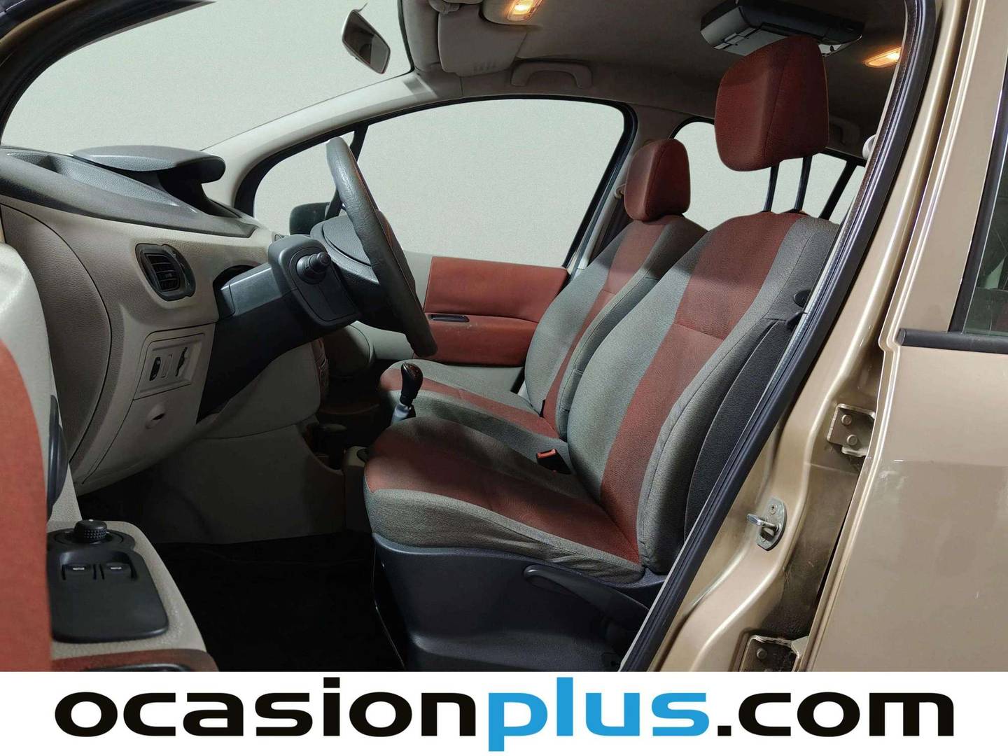 Foto asientos delanteros Renault Modus Renault Modus 1.5 dCi Fantasy (80 CV)