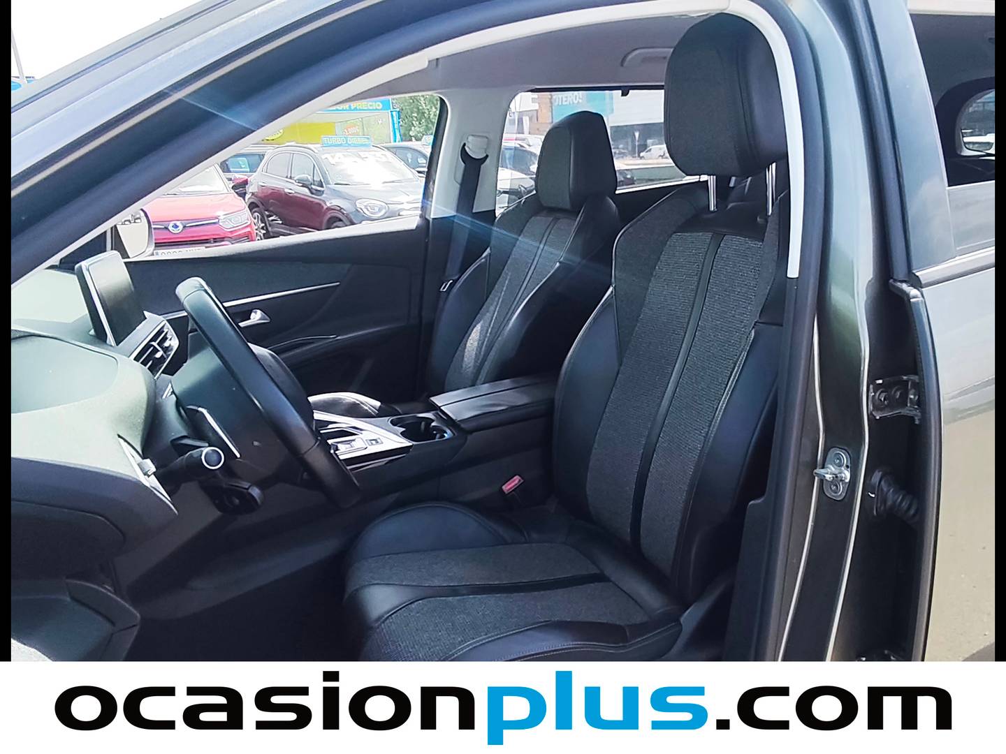 Foto asientos delanteros Peugeot 5008 Peugeot 5008 5008 BlueHDi 130 S&S Allure EAT8 (130 CV) 7 Plazas
