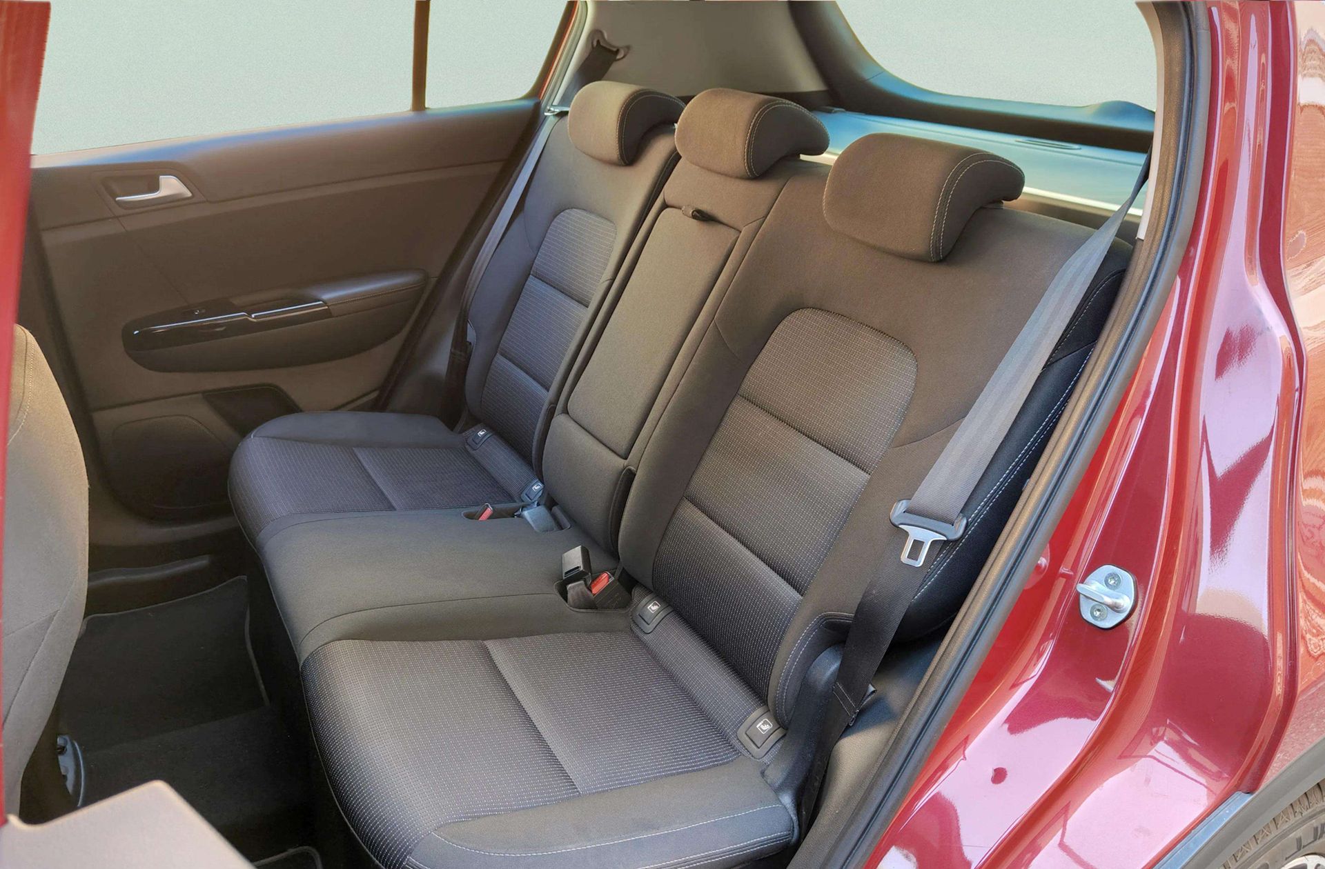 Kia Sportage 1.6 CRDi Drive 4x2 - foto 12