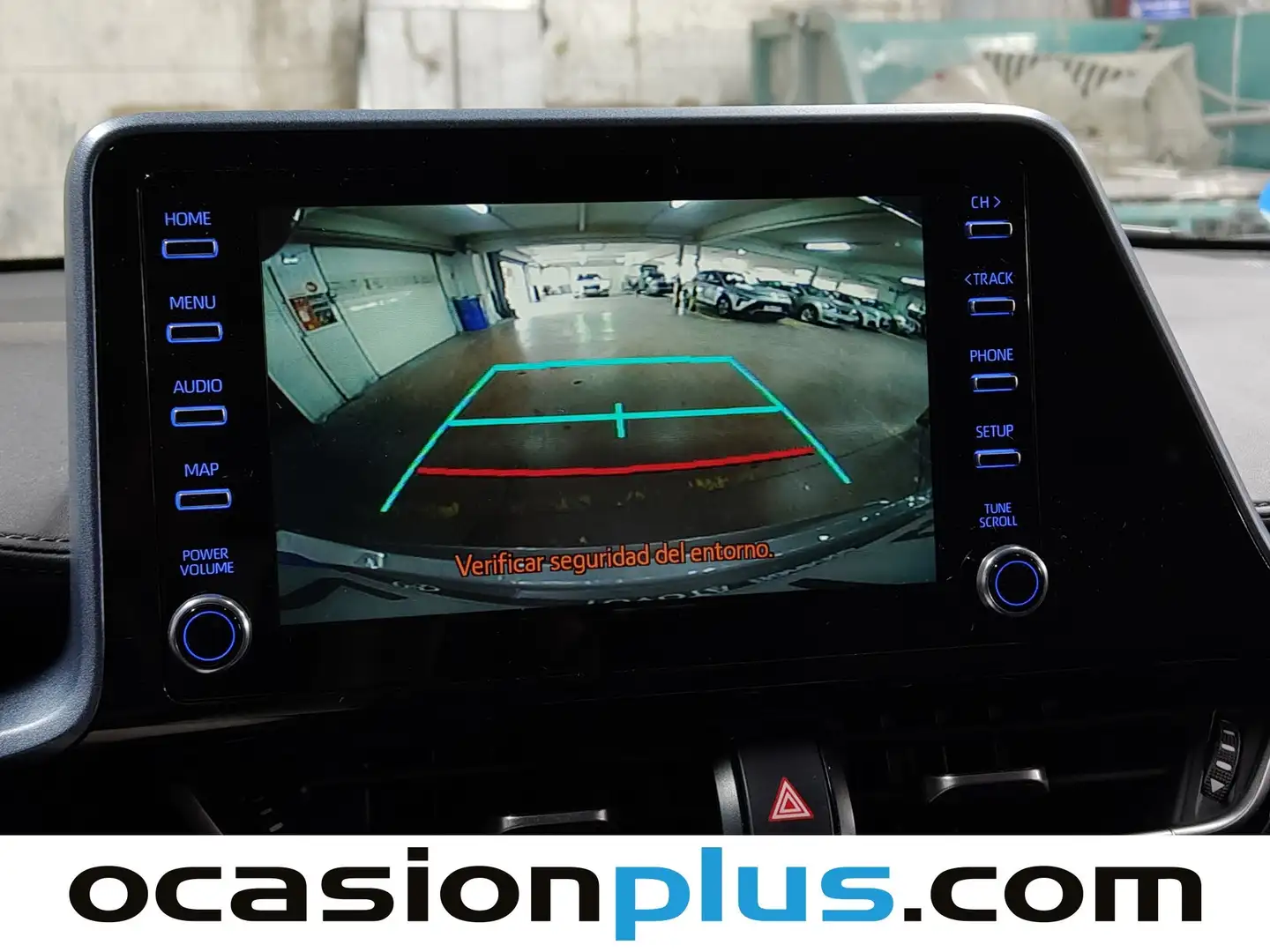 Foto Toyota C-HR Toyota C-HR 1.8 125H Advance (122 CV)