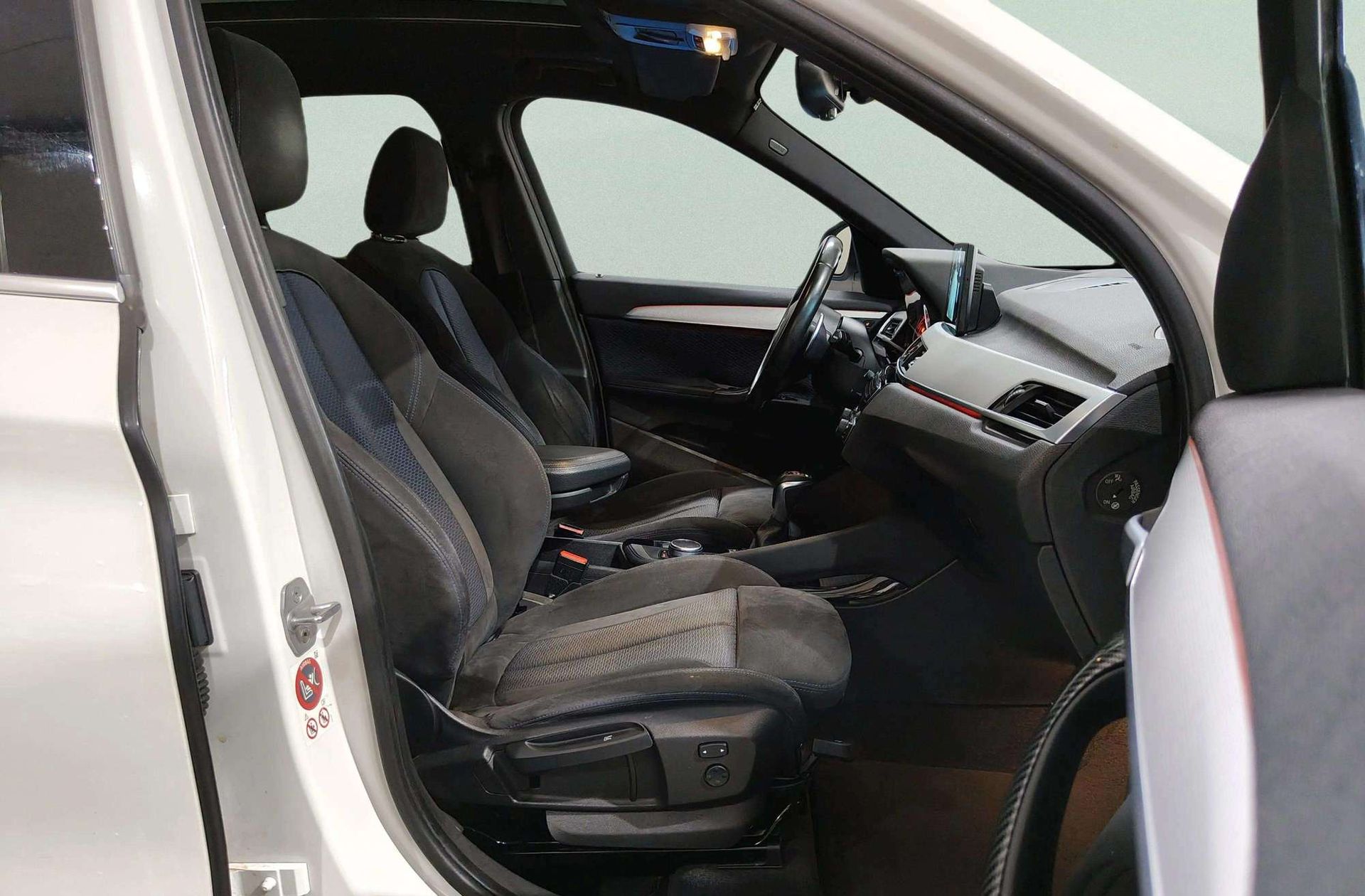 BMW X1 xDrive20d Pack M - foto 27