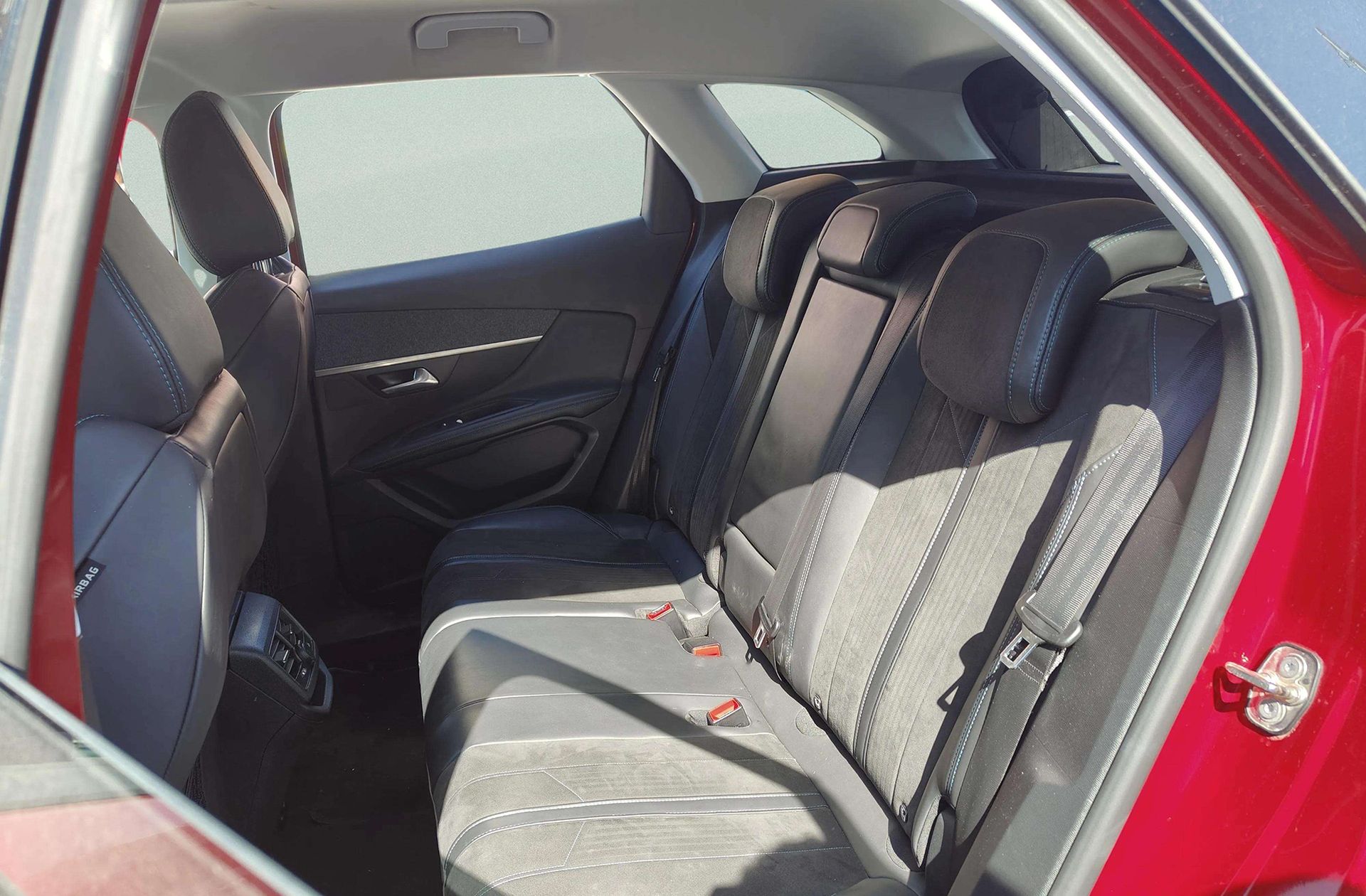 Peugeot 3008 BlueHDi 130 Crossway - foto 13