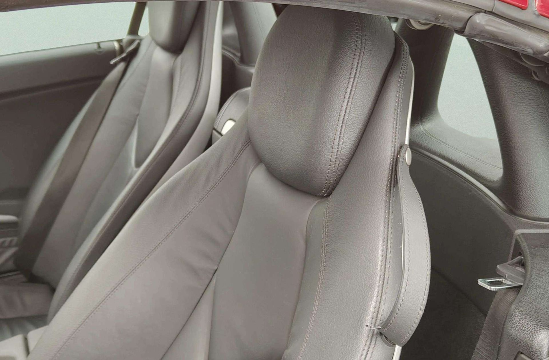 Mercedes-Benz SLK 280 - foto 10