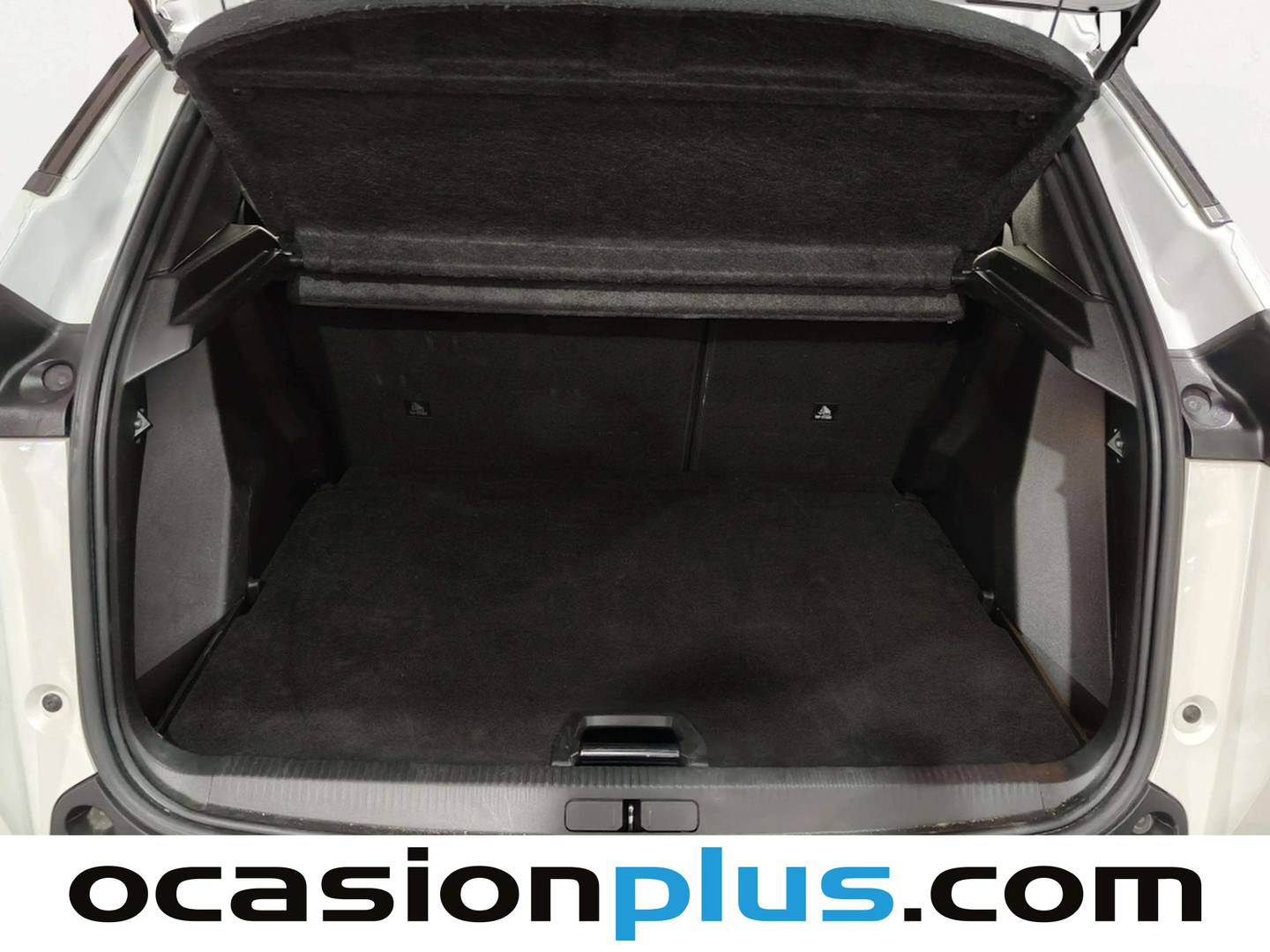 Fotos maletero Peugeot 2008 Peugeot 2008 BlueHDi 130 S&S Allure Pack EAT8 (130 CV)