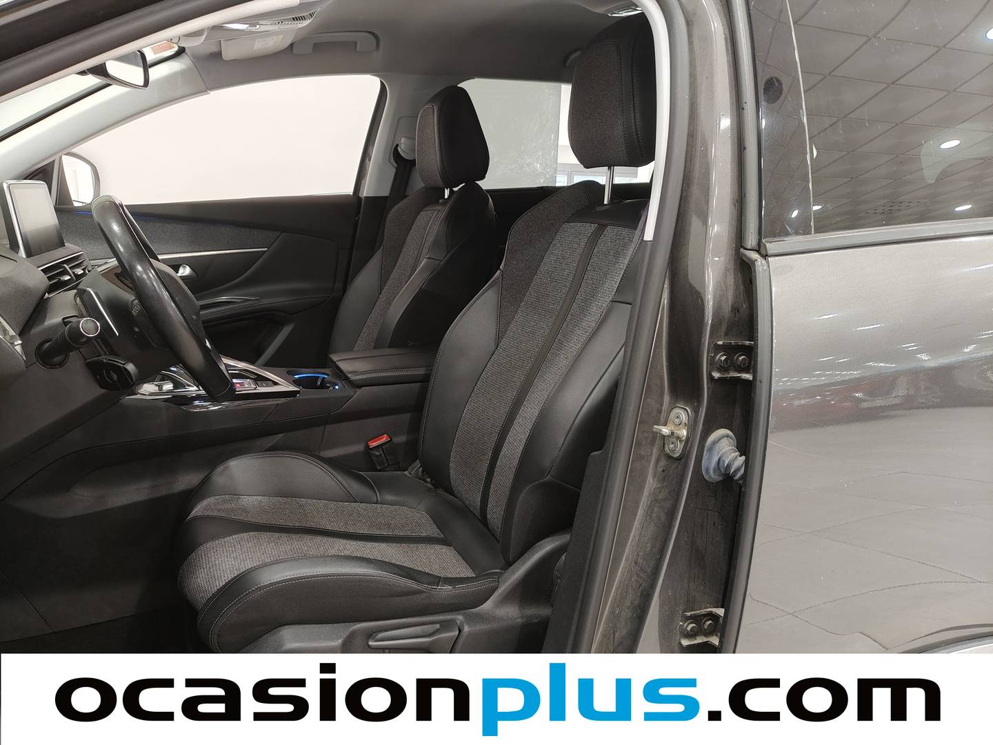 Foto asientos traseros Peugeot 5008 Peugeot 5008 BlueHDi 130 S&S Allure EAT8 (130 CV) 7 Plazas