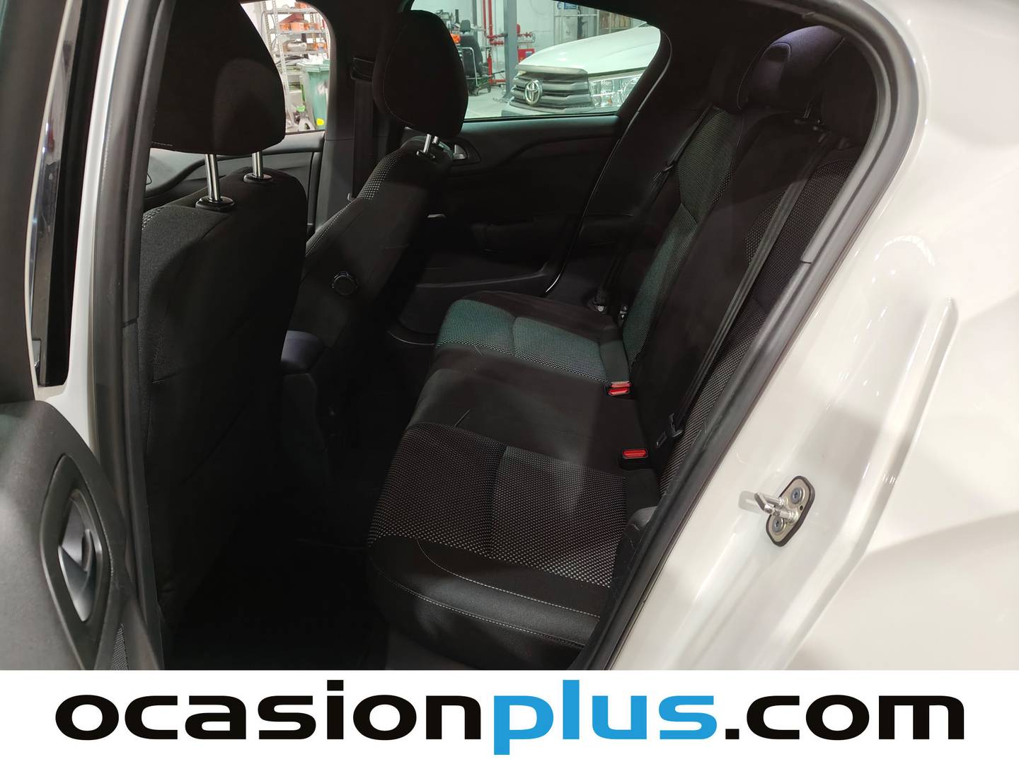 Foto asientos traseros DS DS 4 DS DS4 1.6 BlueHDi STT Desire (120 CV)