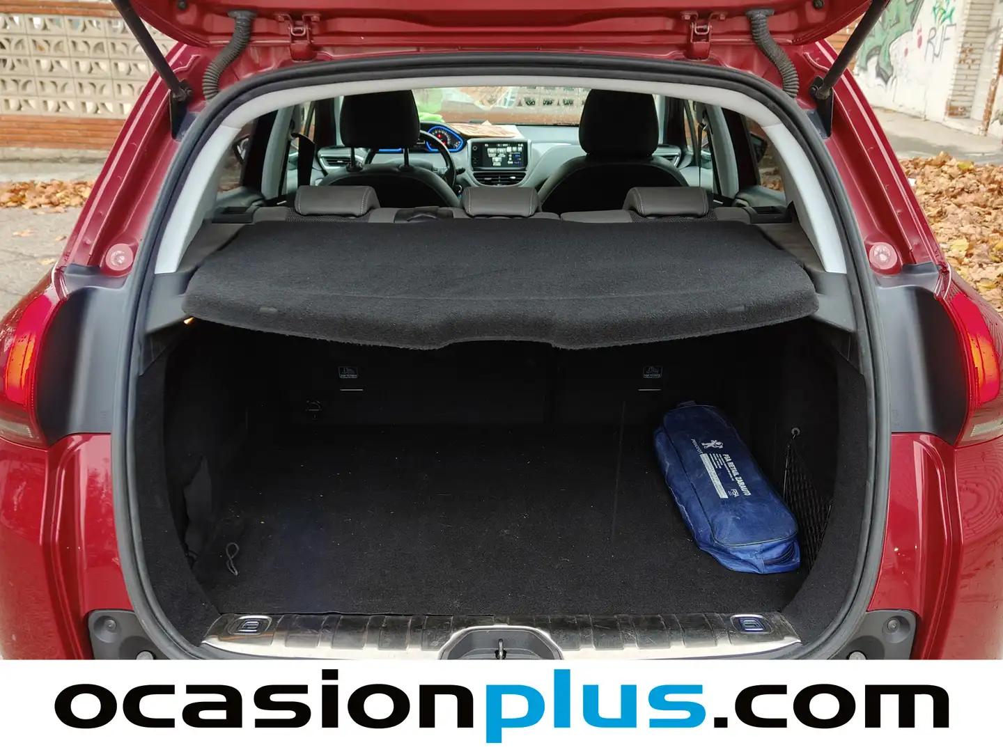 Foto Peugeot 2008 Peugeot 2008 BlueHDi 120 S&S Allure (120 CV)