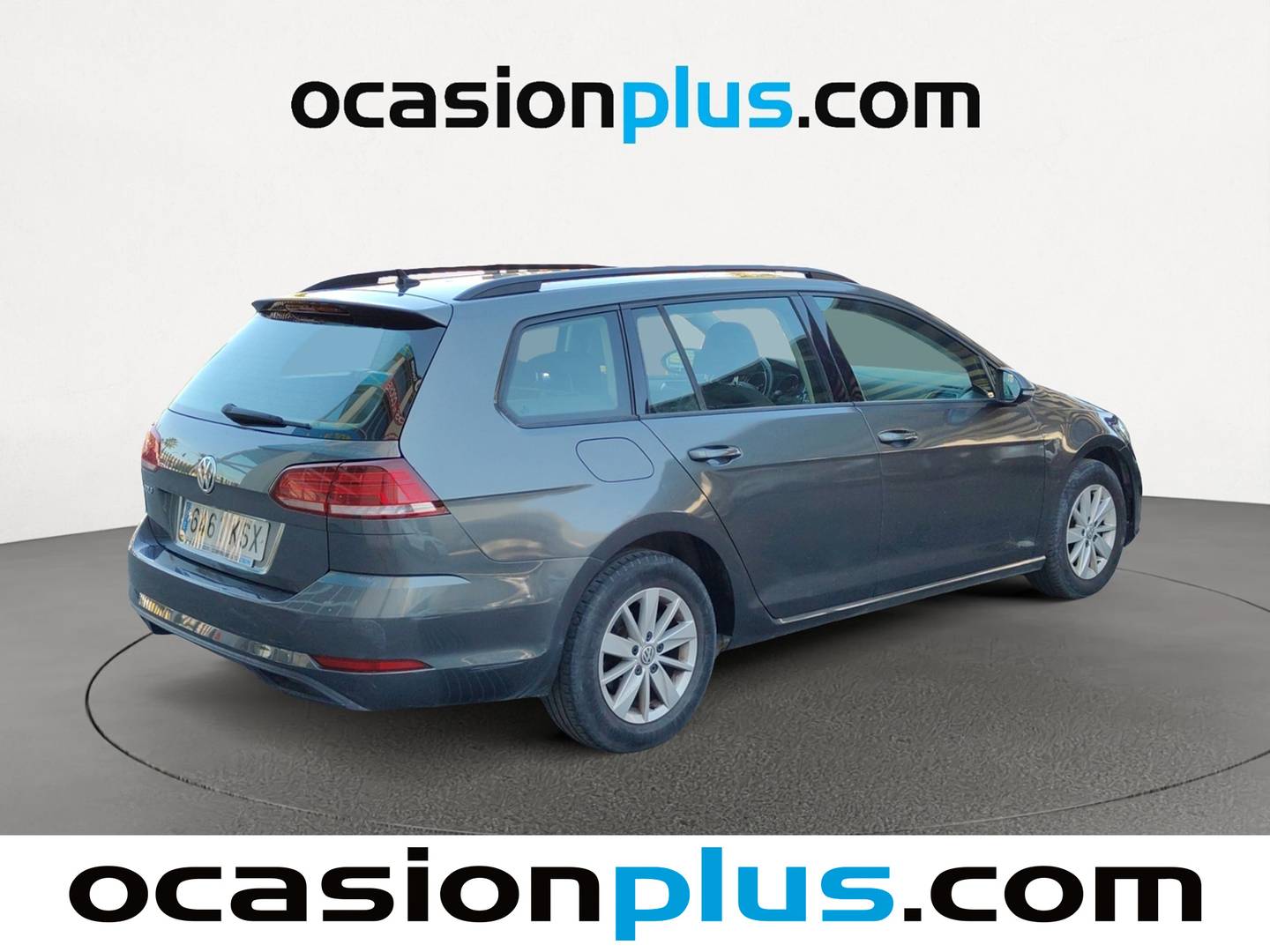 Foto trasera Volkswagen Golf Volkswagen Golf Variant Business & Navi 1.6 TDI (115 CV) derecha