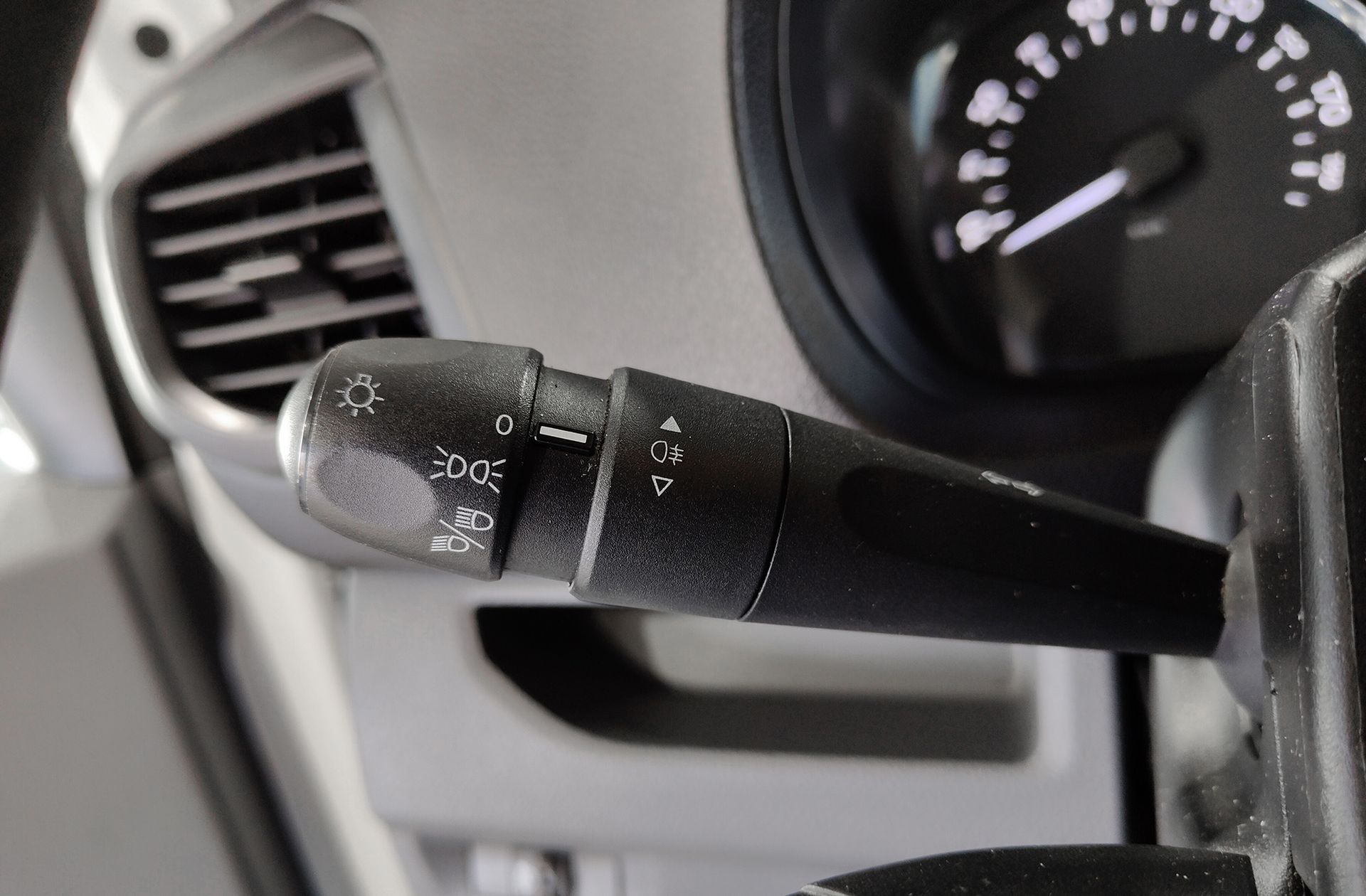 Peugeot Expert BlueHDi 120 Pro Standard - foto 18
