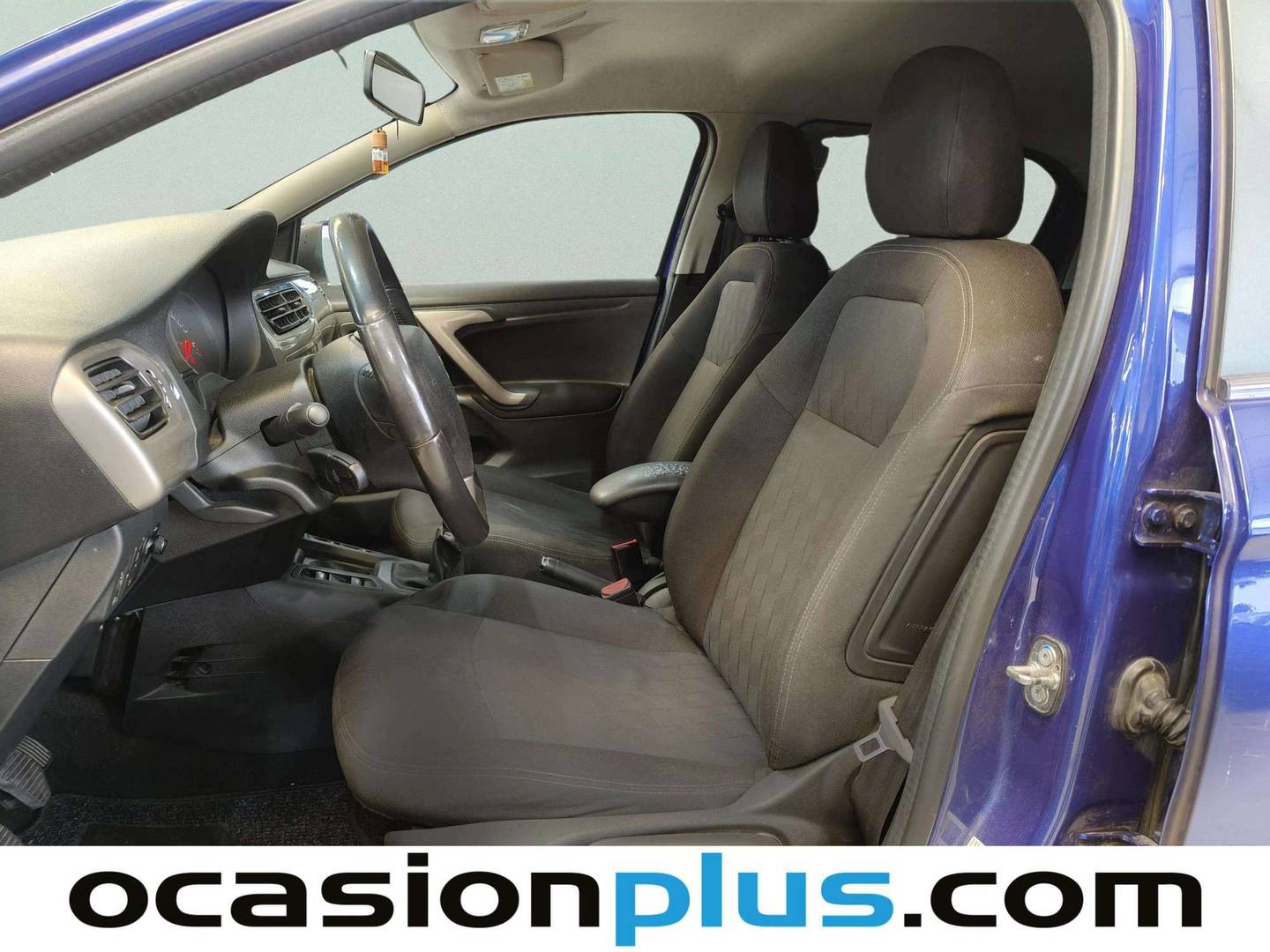 Foto asientos delanteros Citroën C-Elysée Citroën C-Elysee BlueHDi 100 Shine (100 CV)