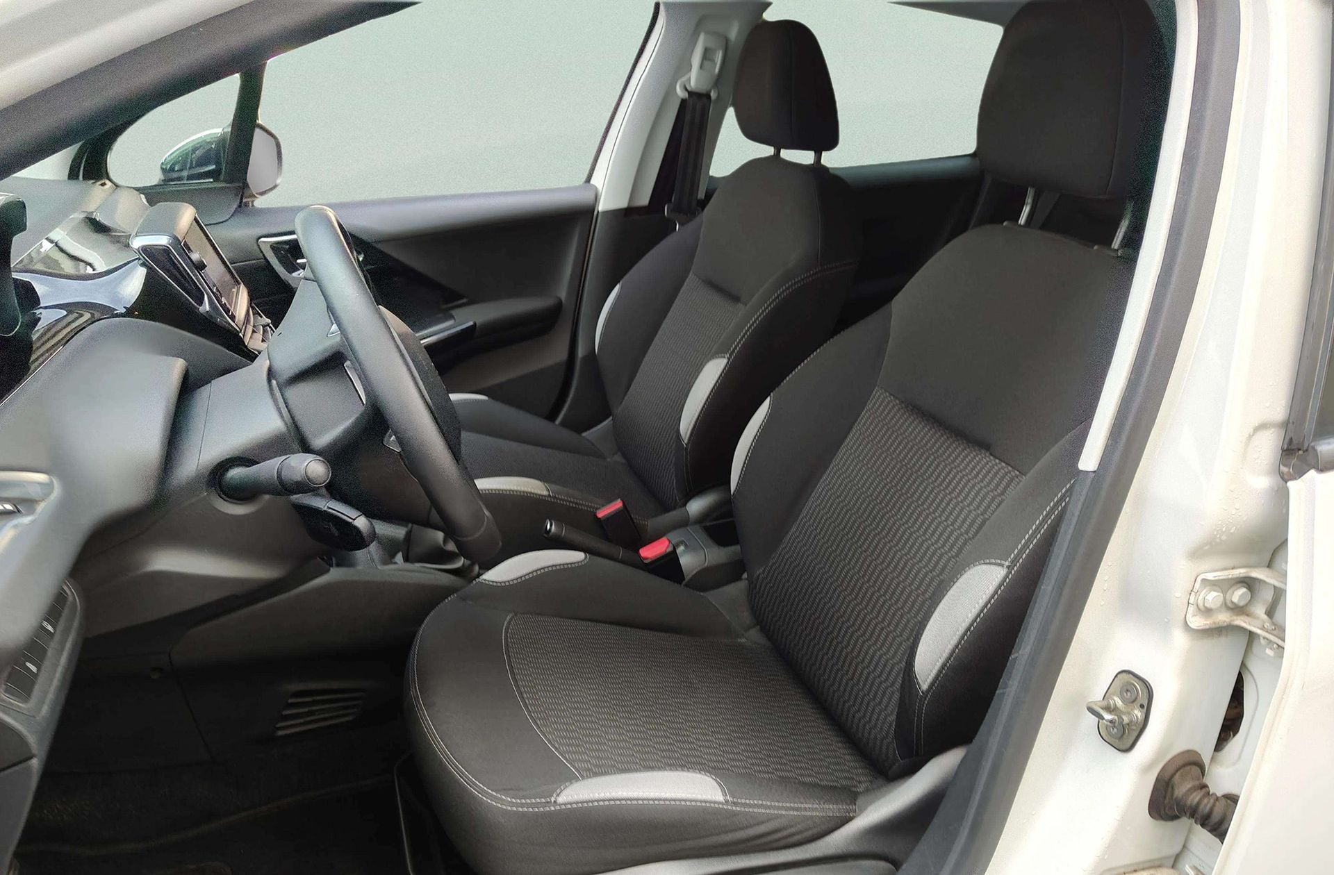 Peugeot 208 1.2 PureTech Style - foto 8
