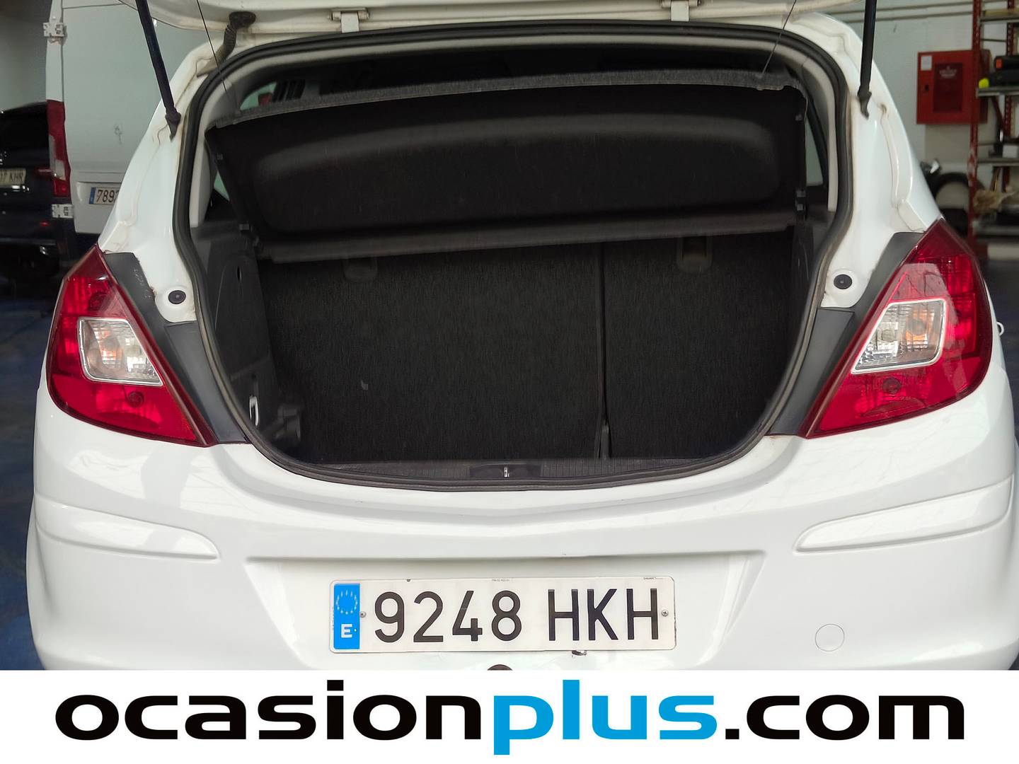 Fotos maletero Opel Corsa Opel Corsa 1.2 C'Mon (85 CV)