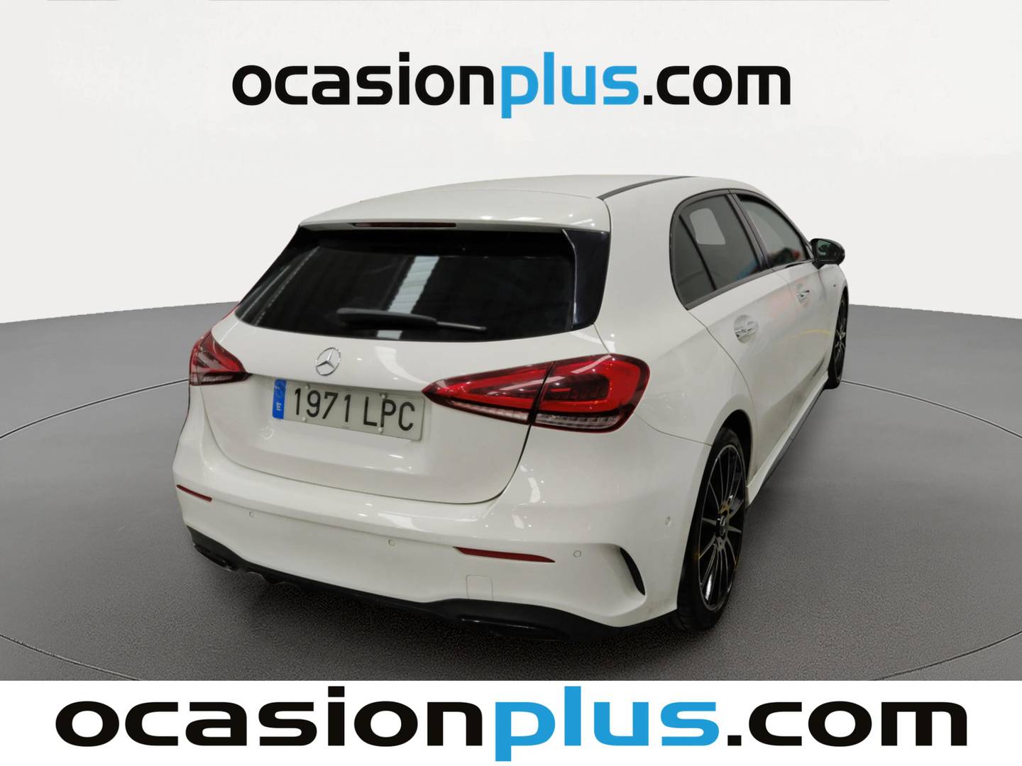 Foto trasera Mercedes Clase A Mercedes Clase A 180 d (116 CV) Pack AMG derecha