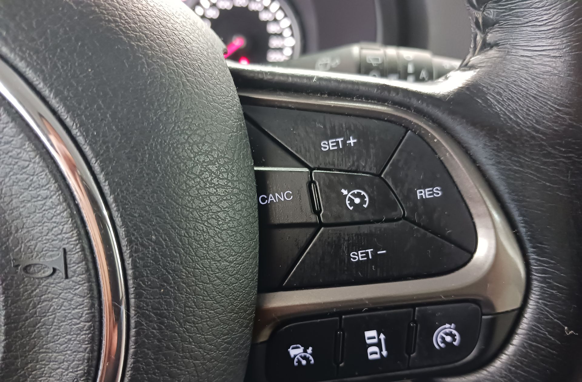 Jeep Renegade 1.6 MultiJet Limited 4x2 - foto 28
