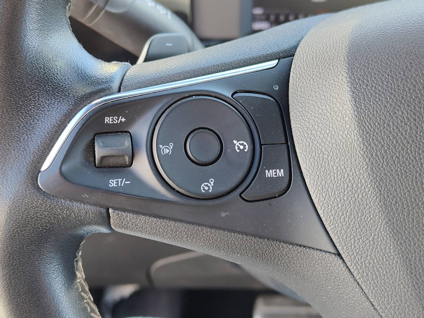 Foto Opel Mokka Opel Mokka 1.2 T GS Auto (130 CV)