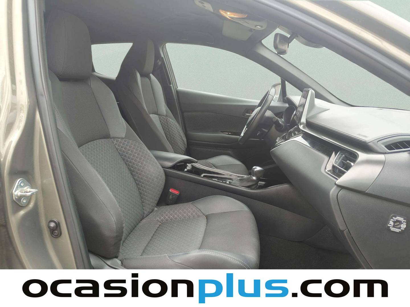 Toyota C-HR Toyota C-HR 1.8 125H Advance (122 CV) automático