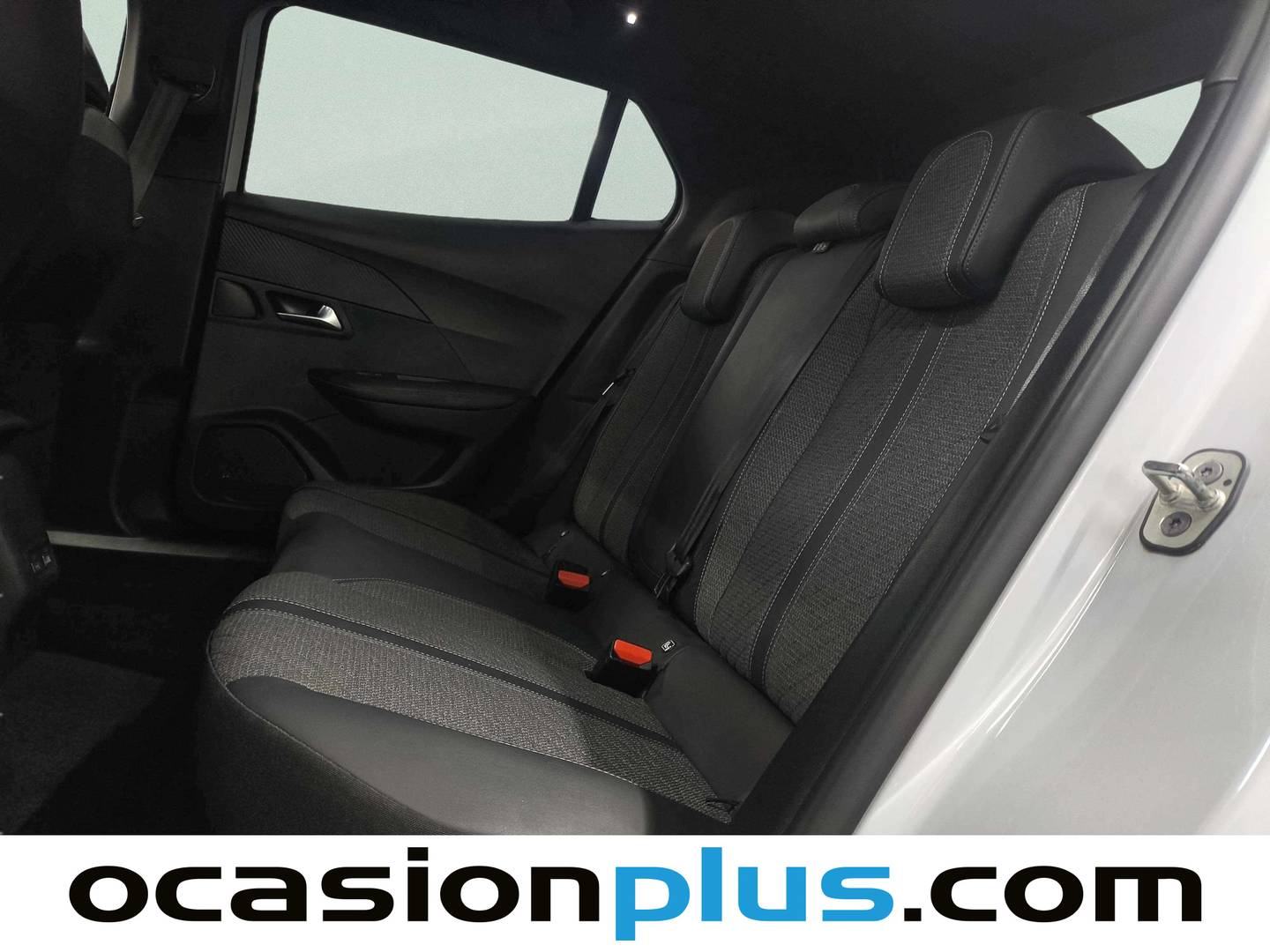 Foto asientos traseros Peugeot 2008 Peugeot 2008 BlueHDi 130 S&S Allure Pack EAT8 (130 CV)