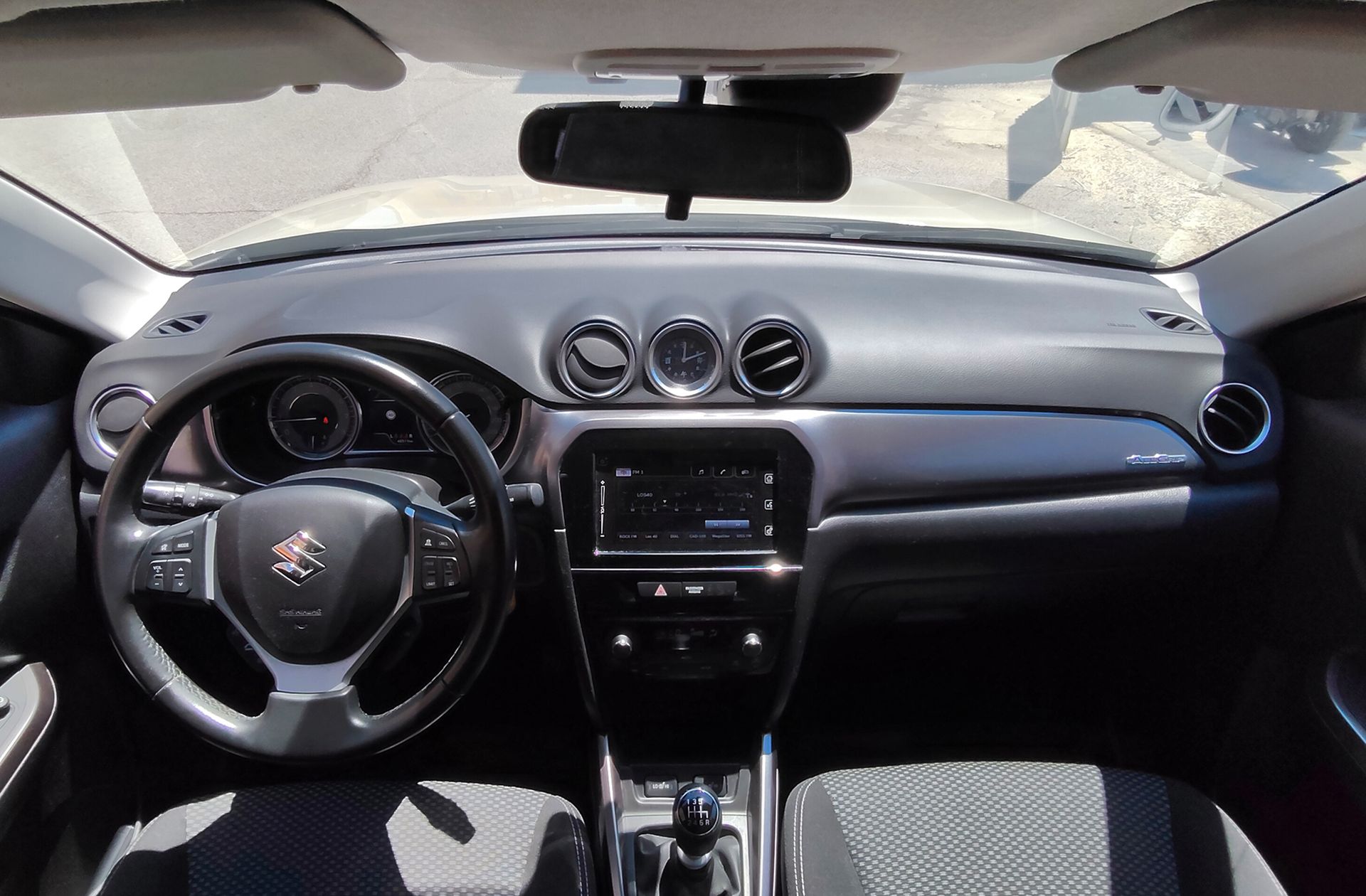 Suzuki Vitara 1.4 Turbo Mild Hybrid GLE 4WD - foto 6