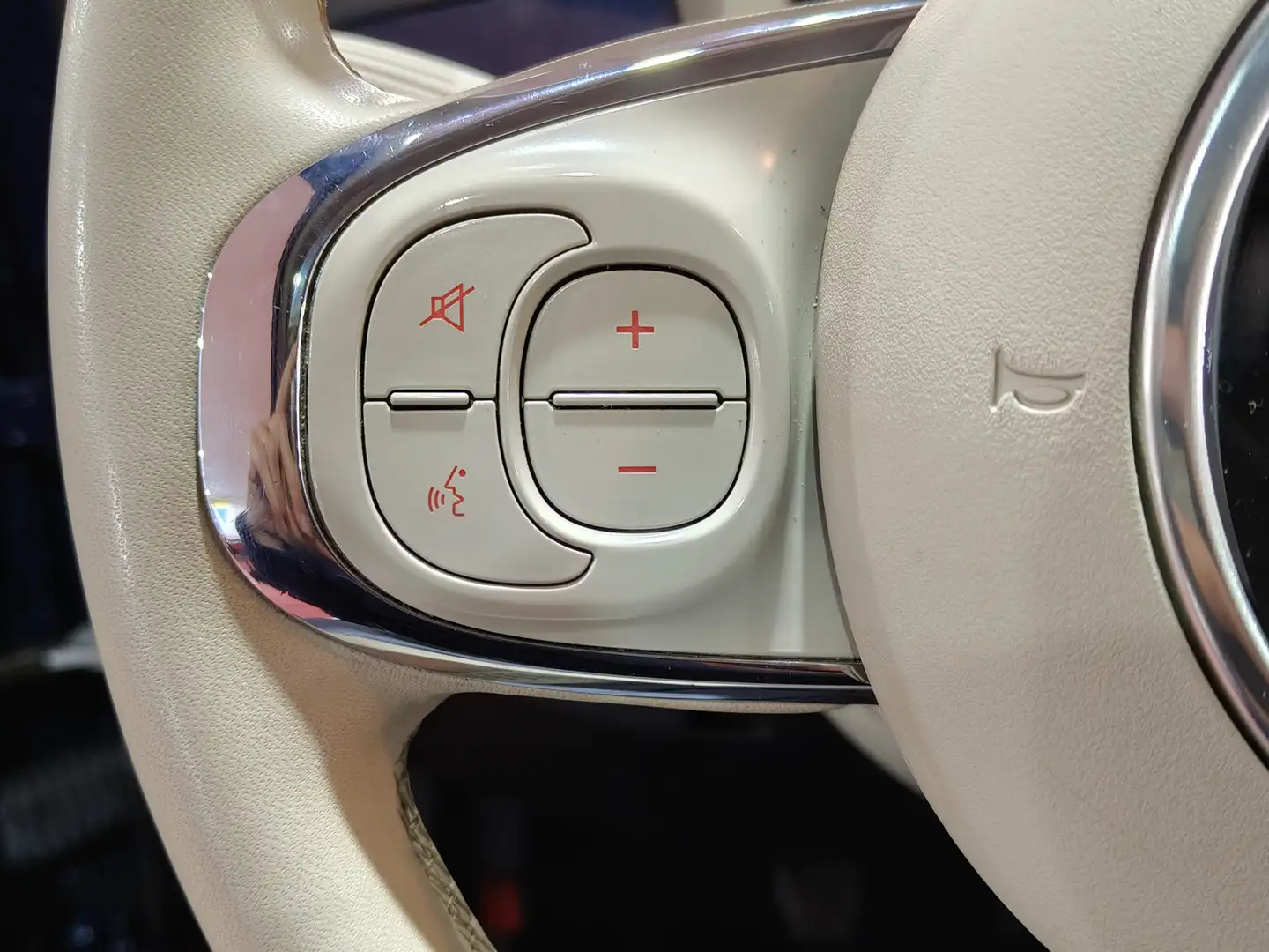 Foto Fiat 500 Fiat 500 1.0 6v GSE Lounge (70 CV)