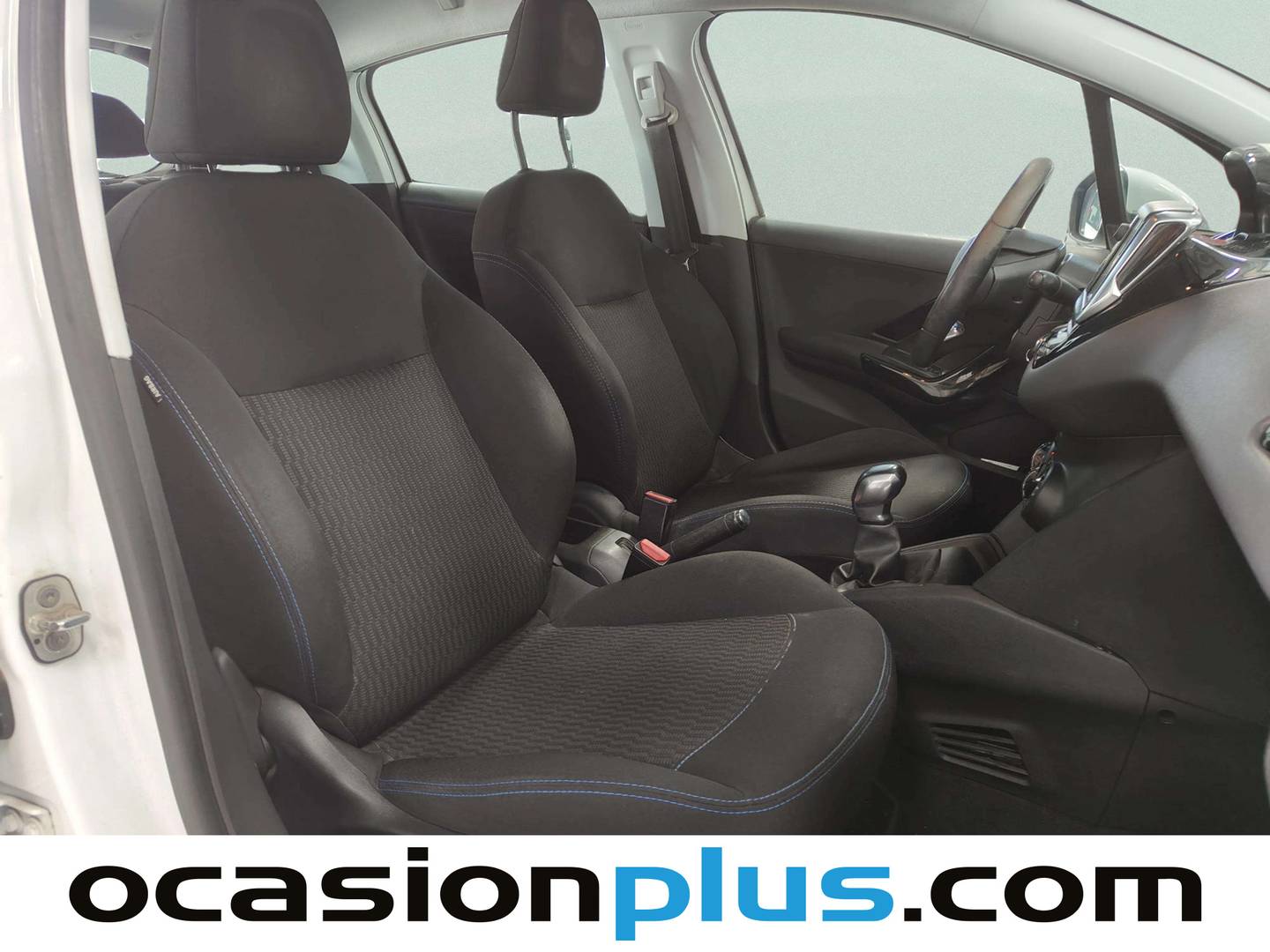 Peugeot 208 Peugeot 208 PureTech Signature (82 CV) km 0