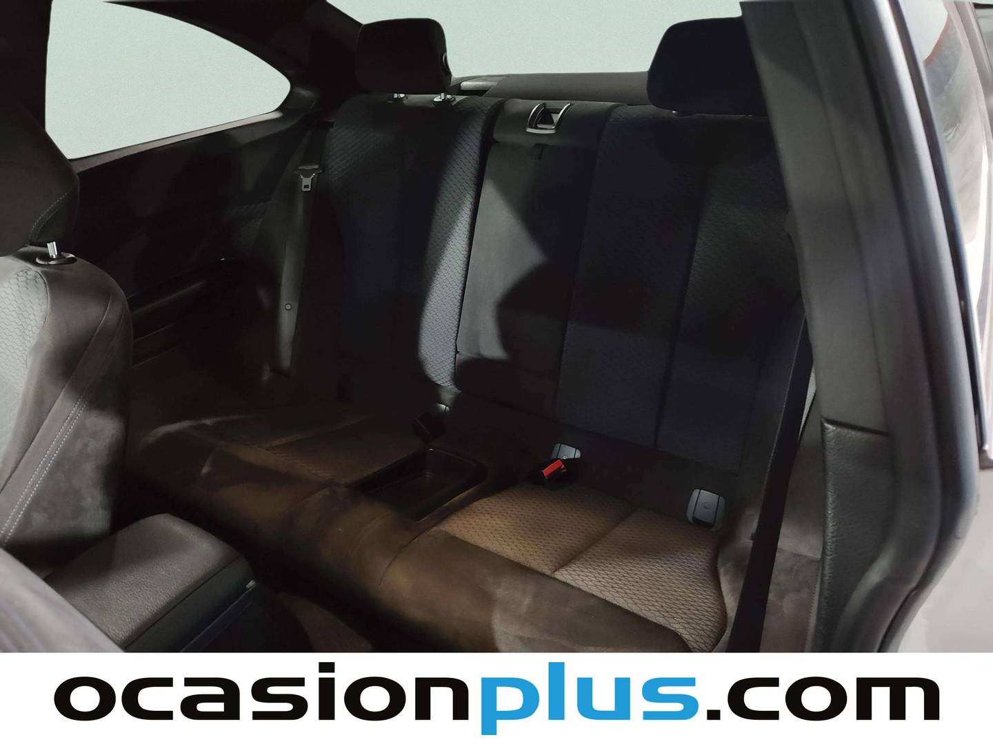 Foto asientos traseros BMW Serie 2 BMW Serie 2 218d Coupe (150 CV) Pack M