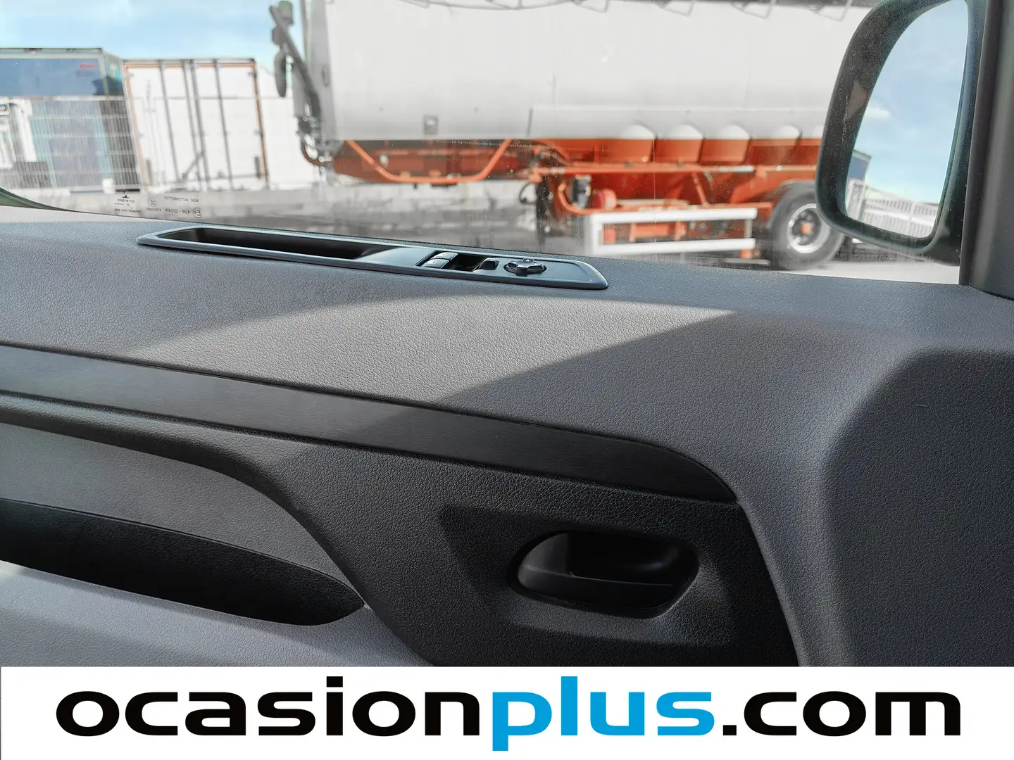 Foto Peugeot Expert Peugeot Expert Furgon BlueHDi 120 S&S Pro Standard (120 CV)