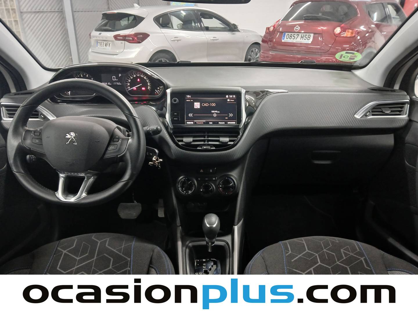 Foto Peugeot 2008 Peugeot 2008 PureTech 110 S&S Style EAT6 (110 CV)