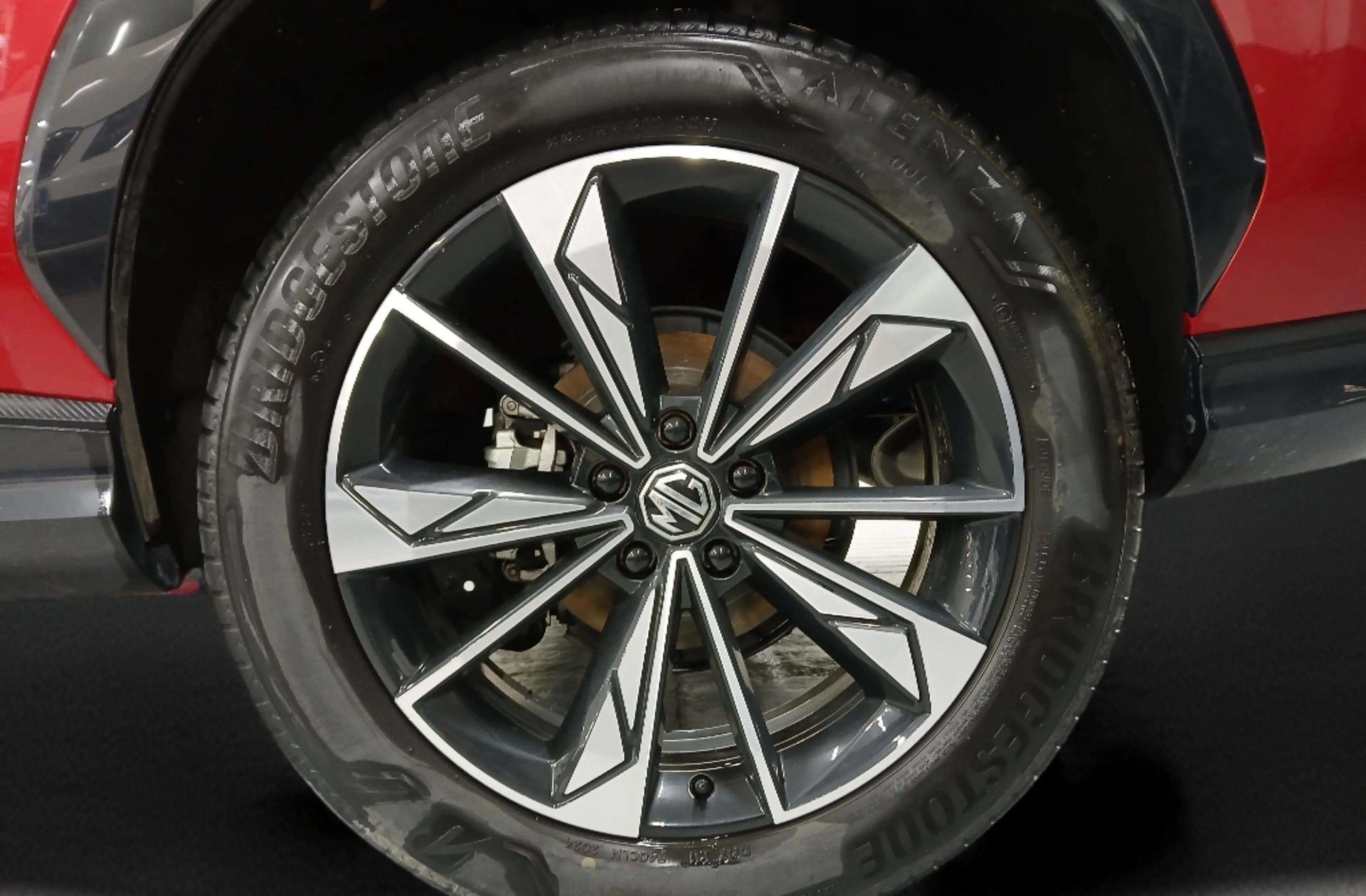 MG HS 1.5T Comfort DCT - foto 35