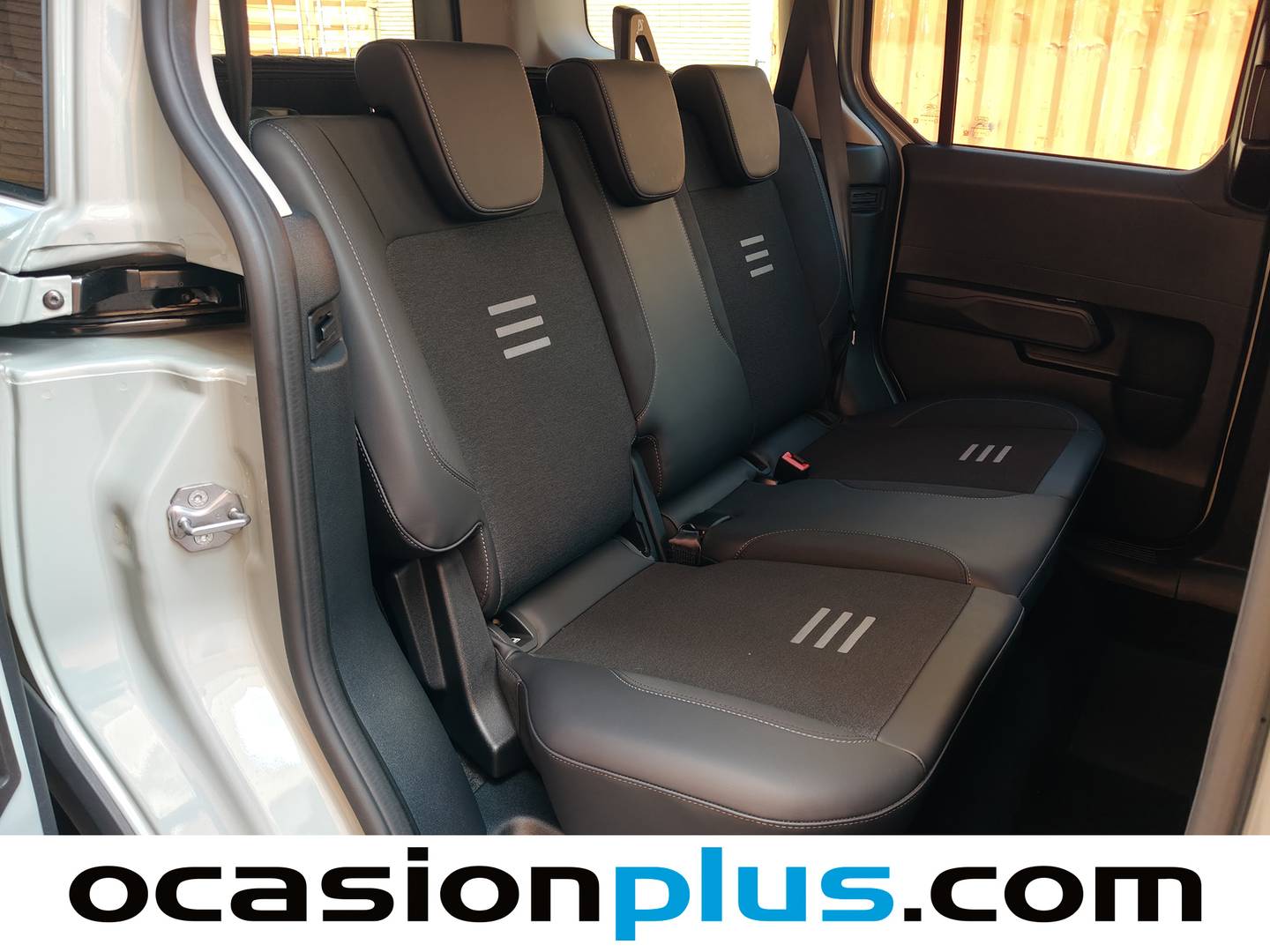 Ford Tourneo Courier Ford Tourneo Courier 1.0 Ecoboost Active Auto (125 CV) km 0