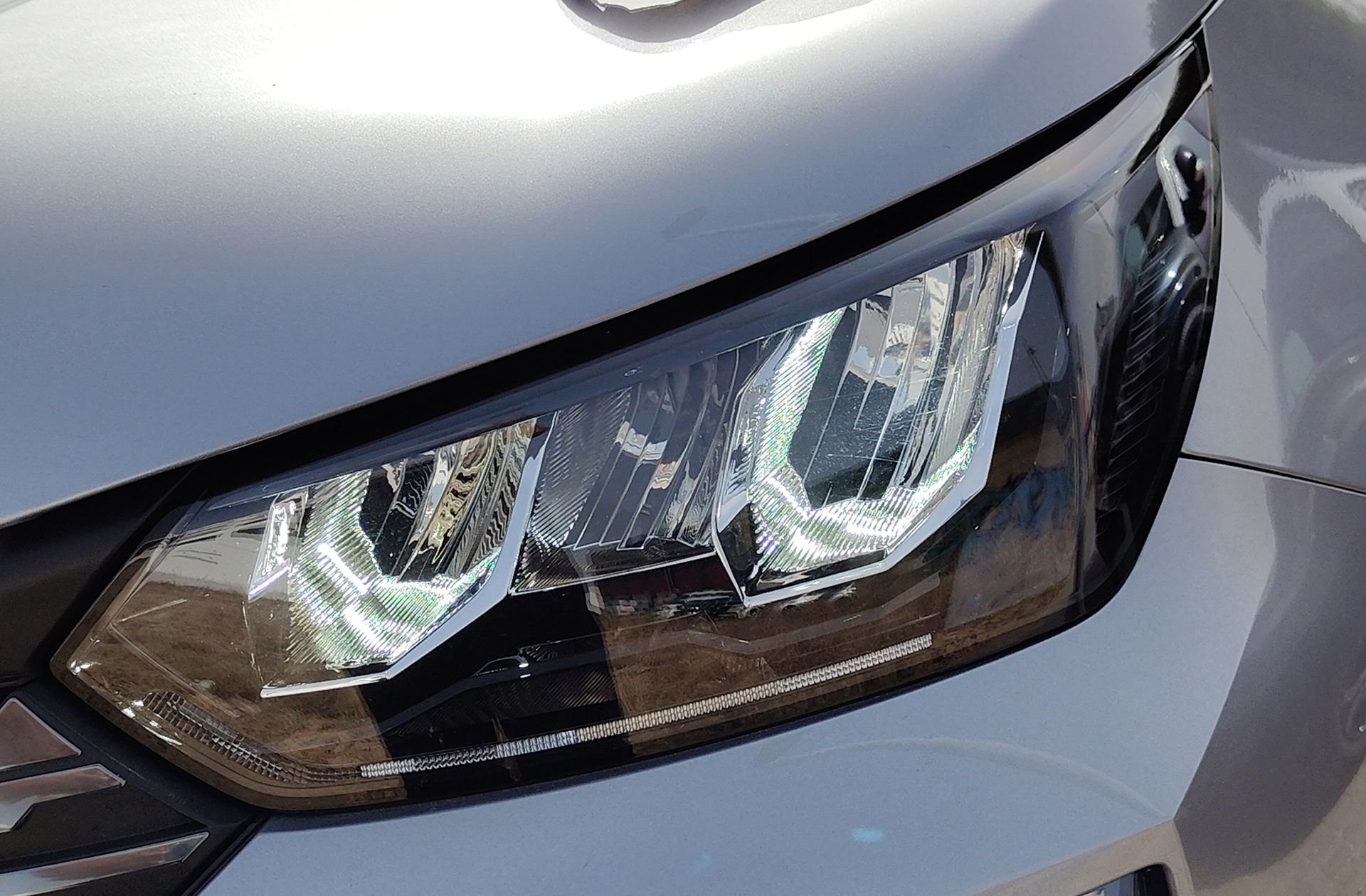 Peugeot 2008 Allure Hybrid eDCS6 - foto 13