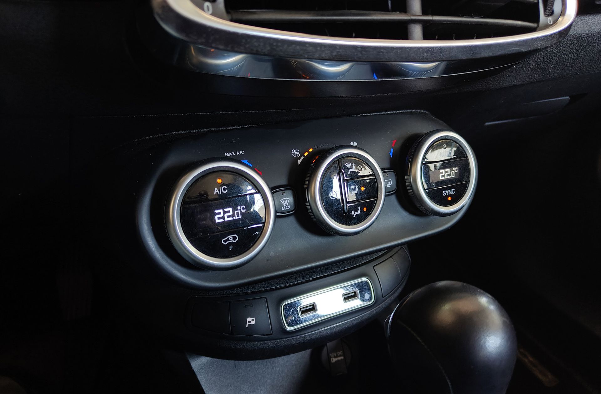 Fiat 500X 1.3 Firefly Cross T4 DCT - foto 29