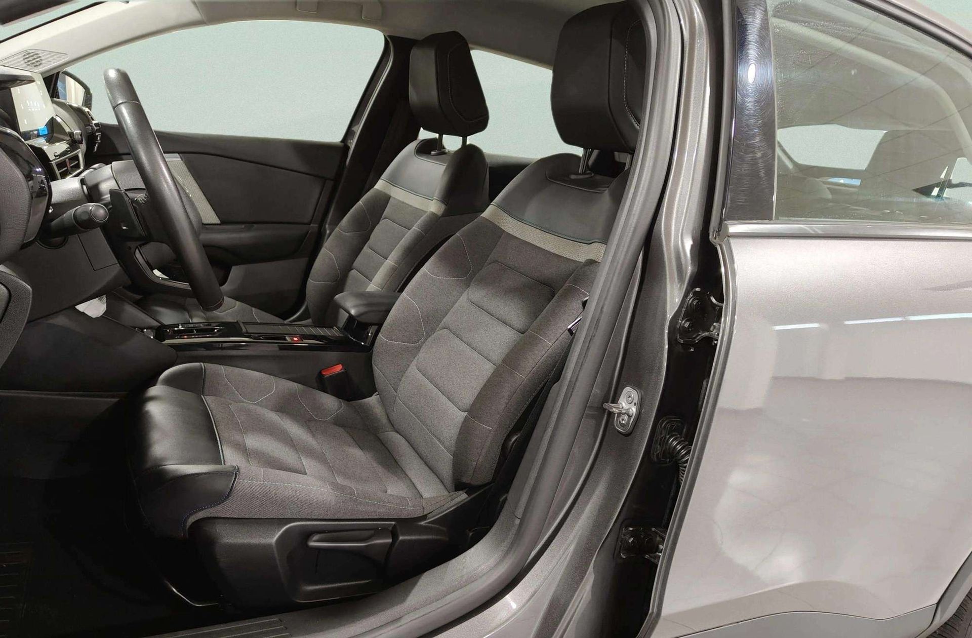 Citroën C4 PureTech 130 Plus EAT8 - foto 10