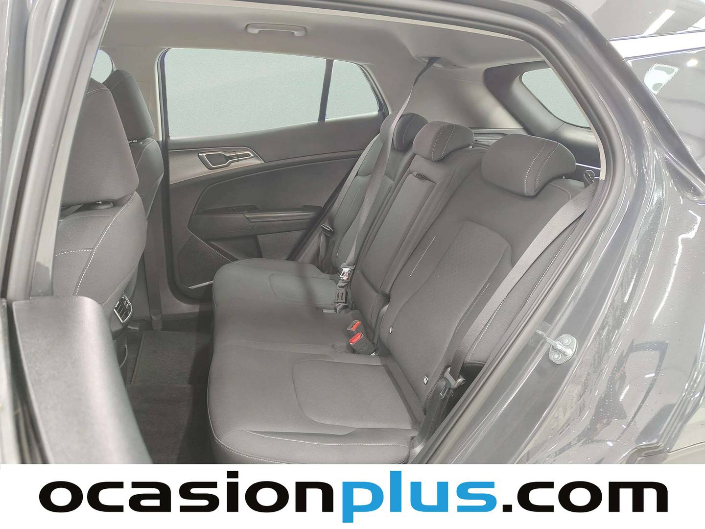 Foto asientos traseros KIA Sportage Kia Sportage 1.6 CRDi MHEV Business 4x2 DCT (136 CV)