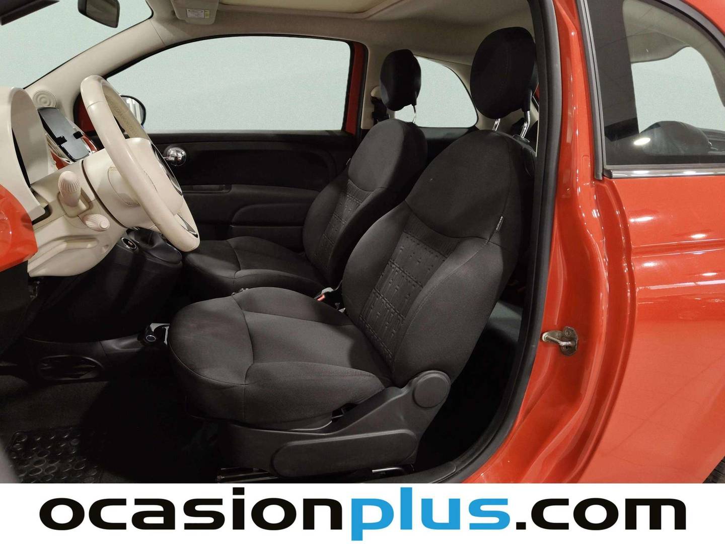 Foto asientos delanteros Fiat 500 Fiat 500 1.0 Hybrid Dolcevita (70 CV)