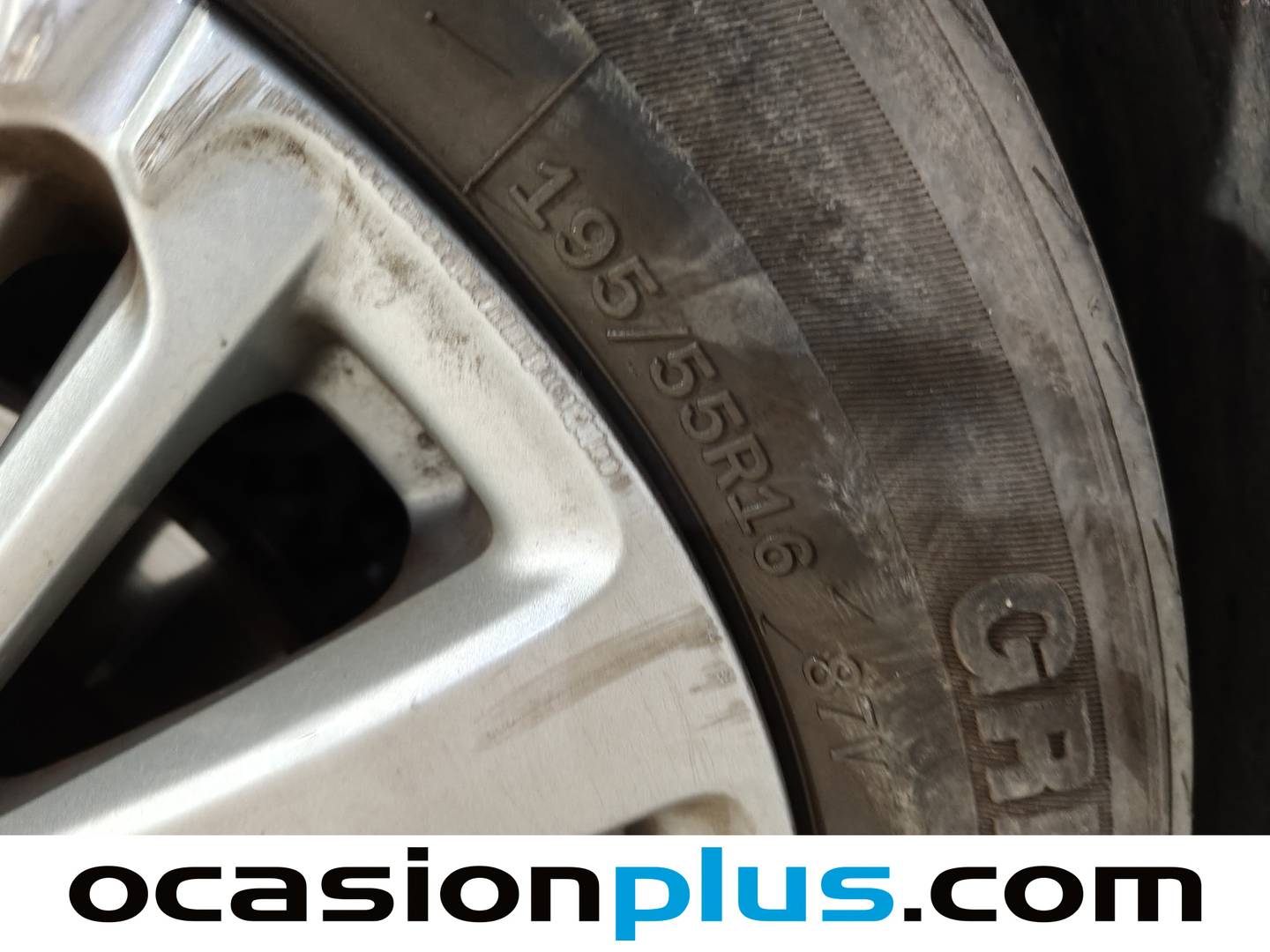 Foto Peugeot 208 Peugeot 208 BlueHDi 100 Allure (100 CV)