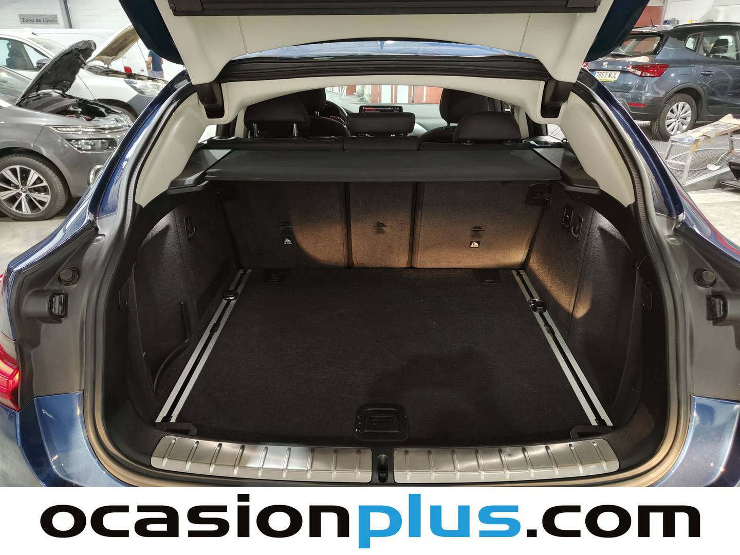 Fotos maletero BMW X4 BMW X4 xDrive20i (184 CV)