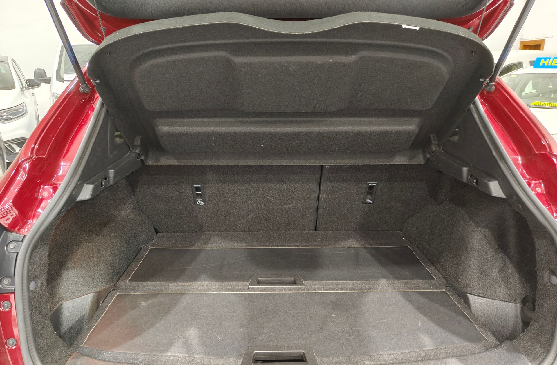 Nissan Qashqai DIG-T 140 Tekna 4x2 - foto 20