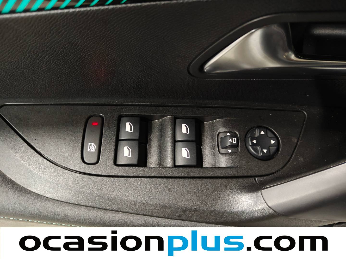 Foto Peugeot 2008 Peugeot 2008 BlueHDi 110 Allure (110 CV)