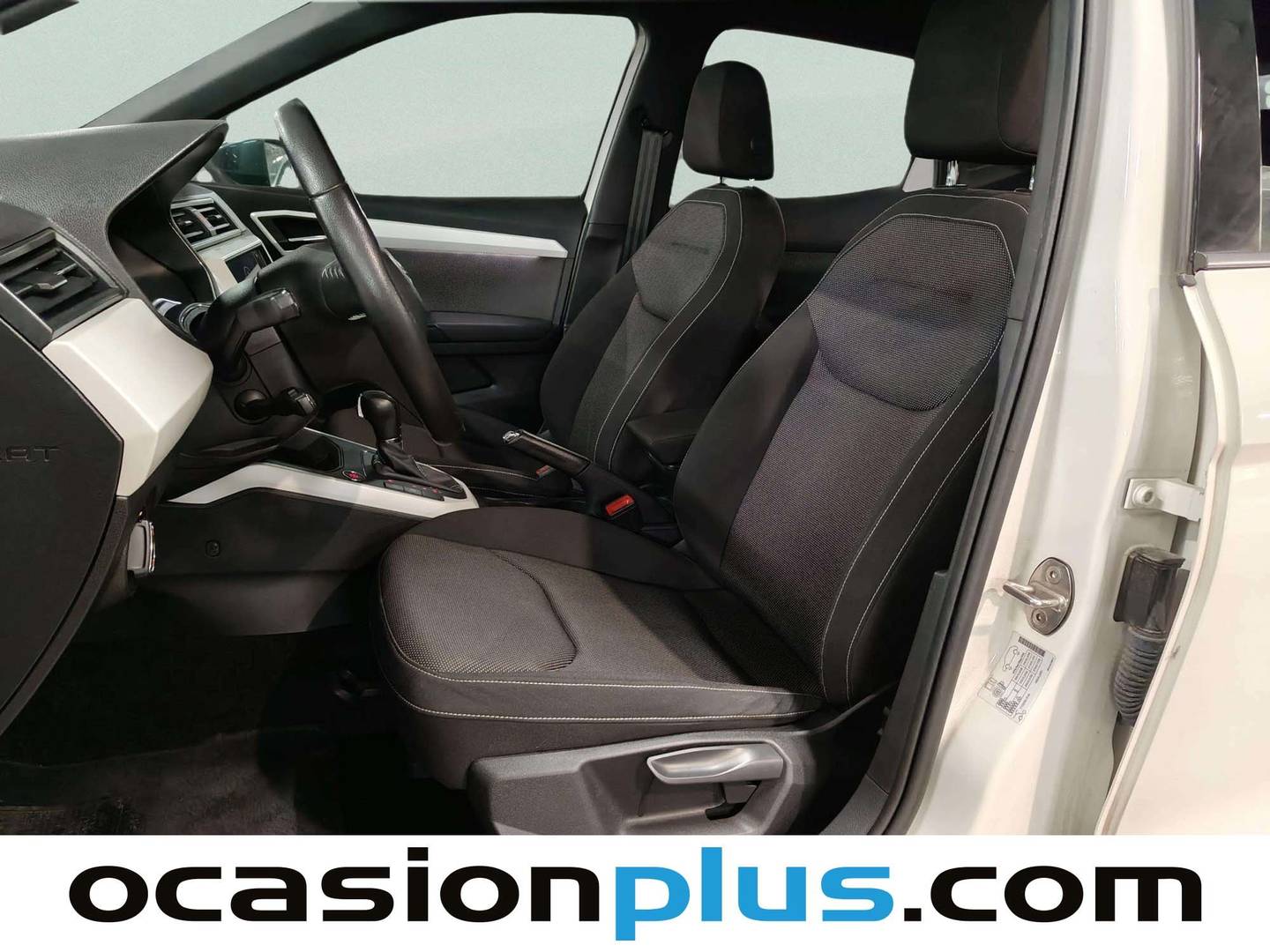 Foto Seat Arona SEAT Arona 1.0 TSI Ecomotive S&S Xcellence DSG (115 CV)