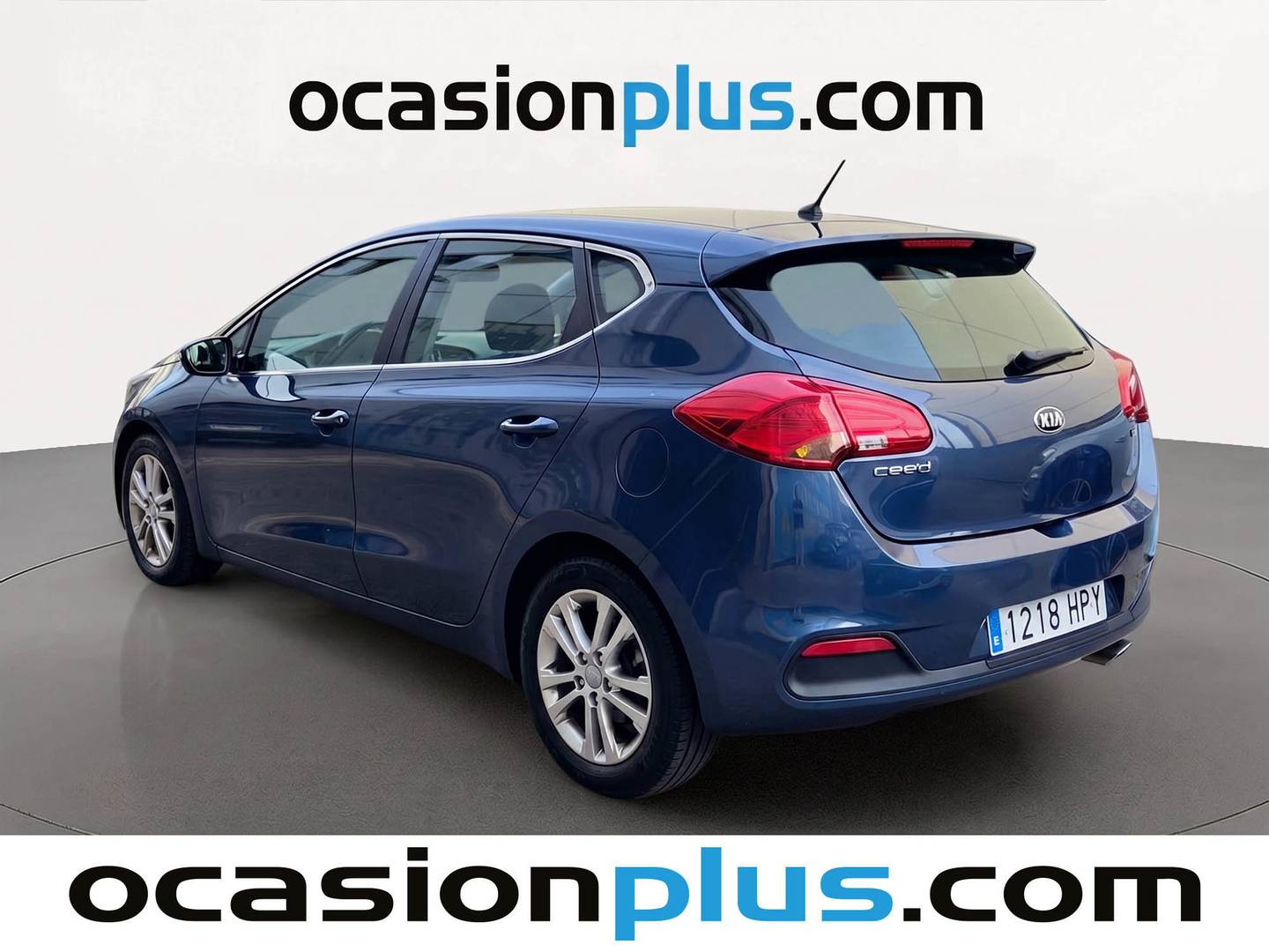 Foto trasera KIA Ceed KIA Ceed 1.4 CRDi WGT Concept (90 CV) izquierda