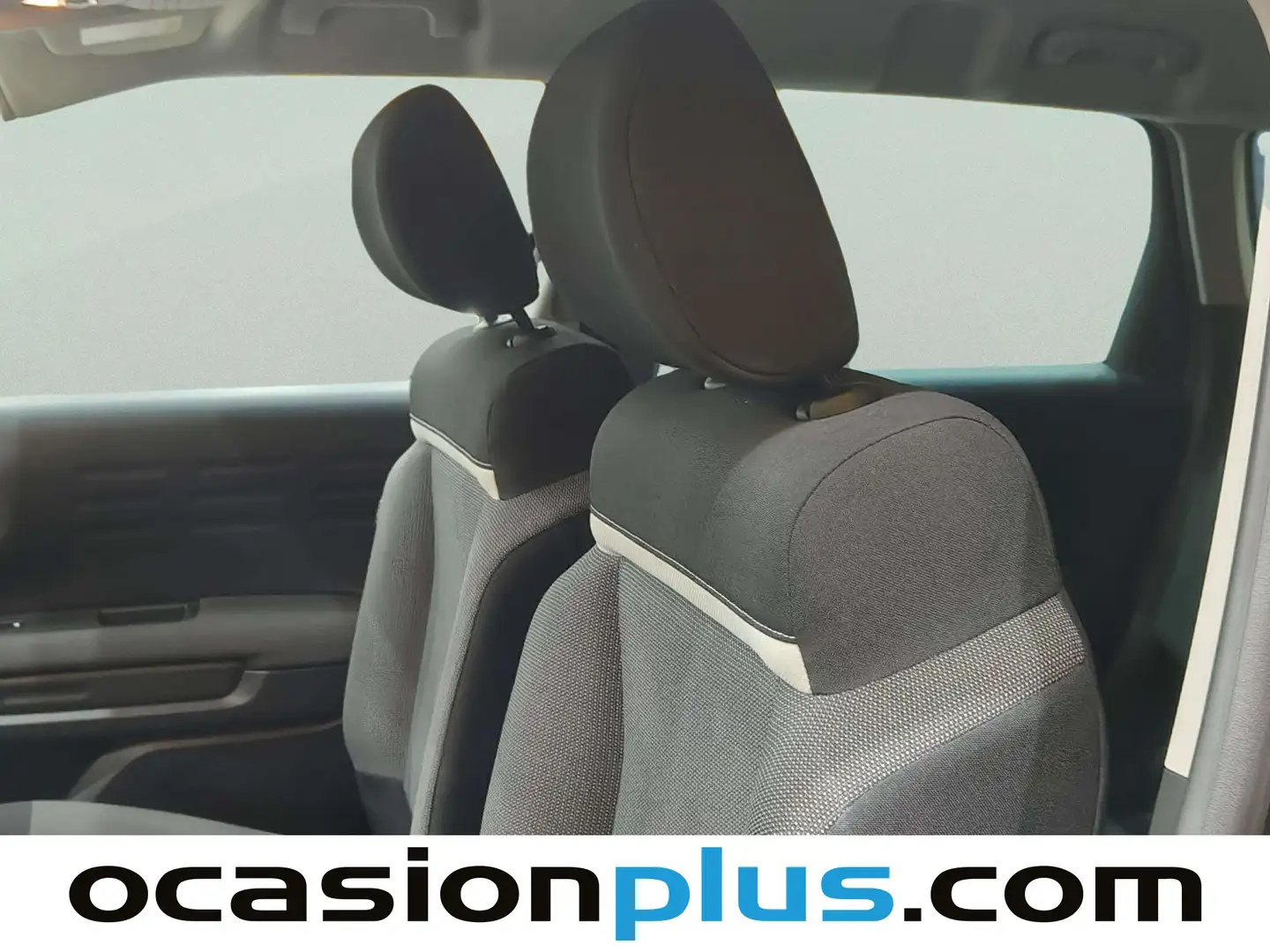 Foto Citroën C3 Aircross Citroen C3 Aircross PureTech 130 Shine Pack EAT6 (131 CV)