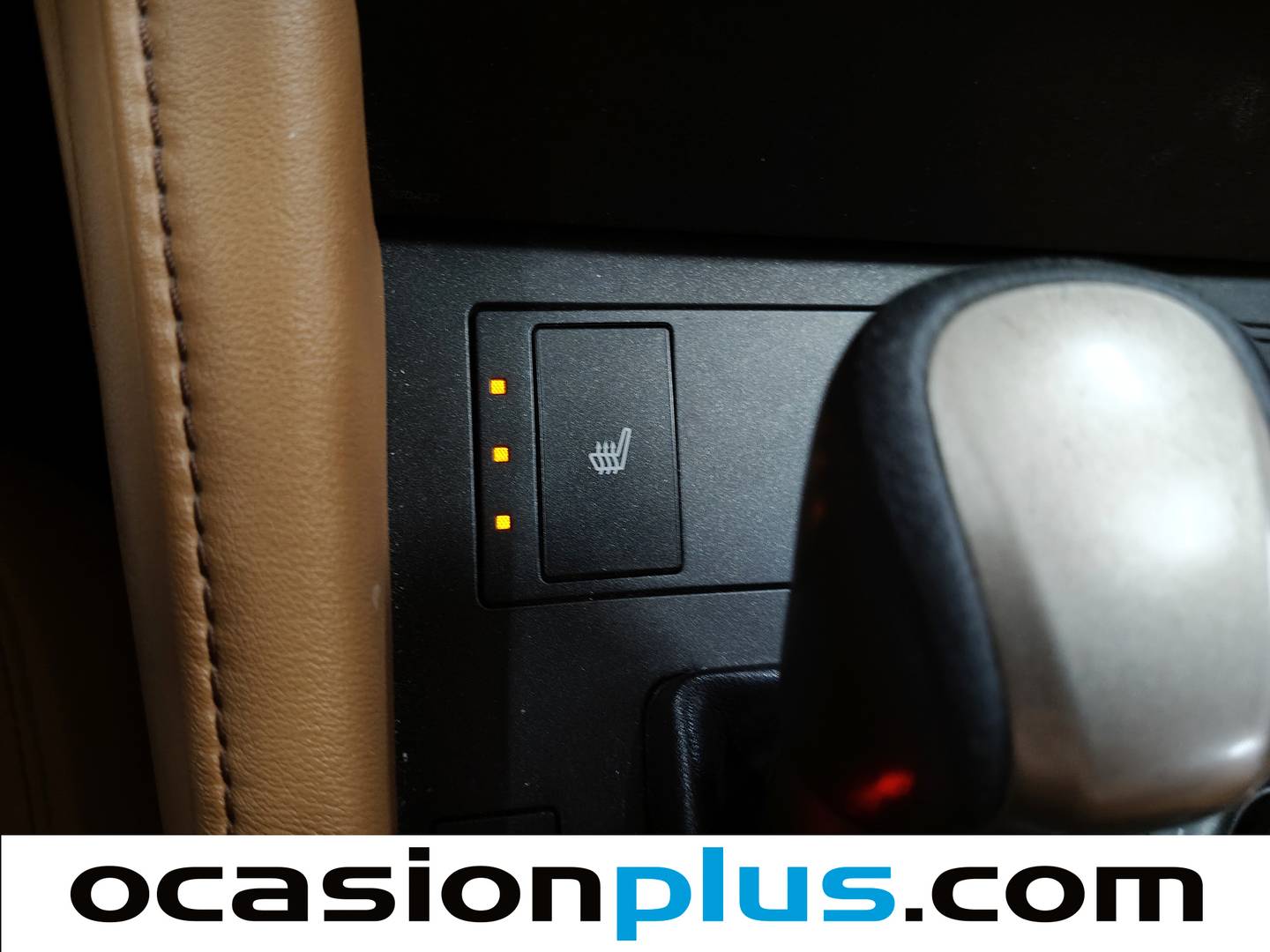 Equipamiento del Lexus RC Lexus RC RC 300h Executive + TS (223 CV)
