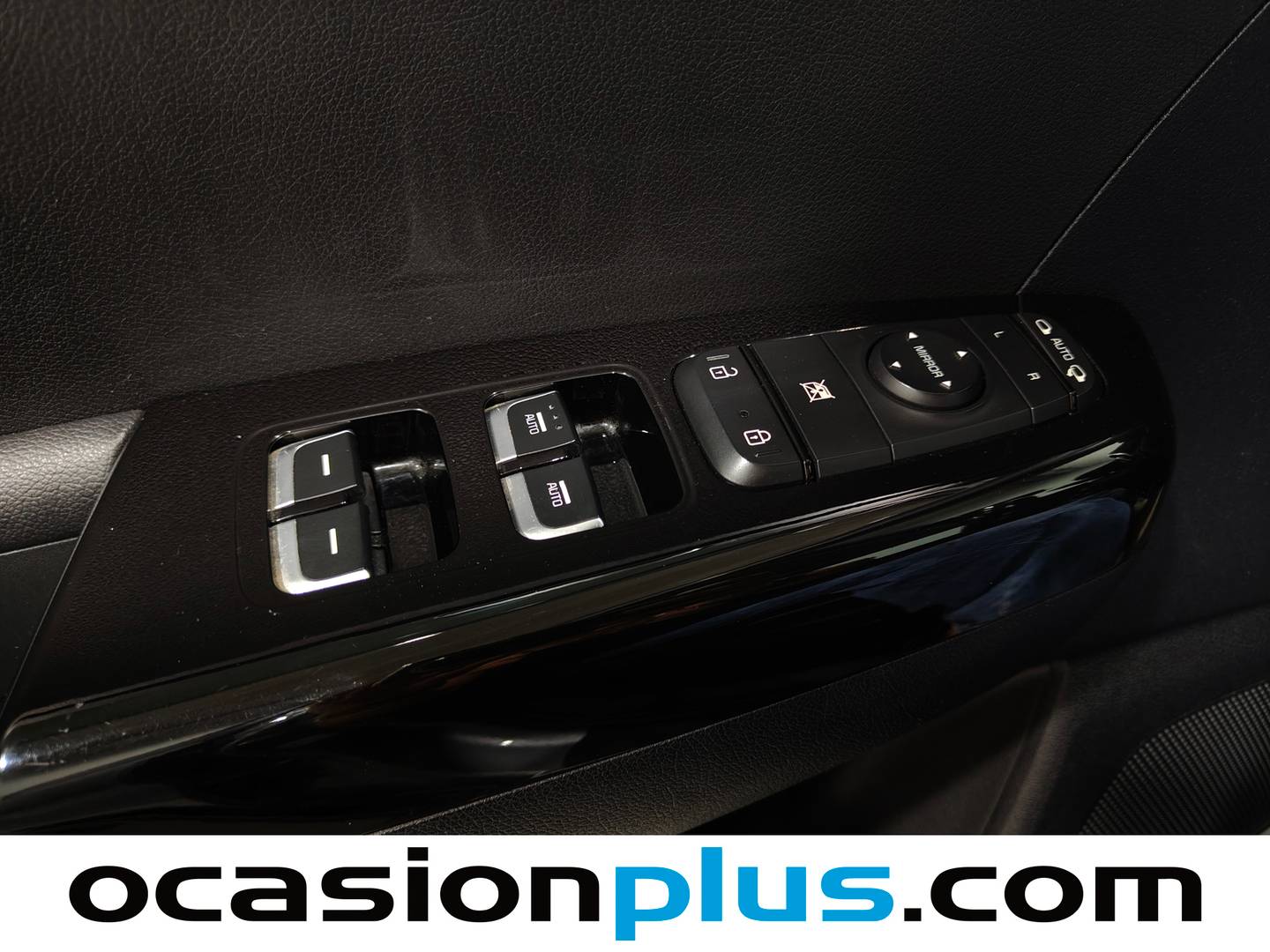 KIA Sportage KIA Sportage 1.6 MHEV Black Edition (136 CV) de segunda mano