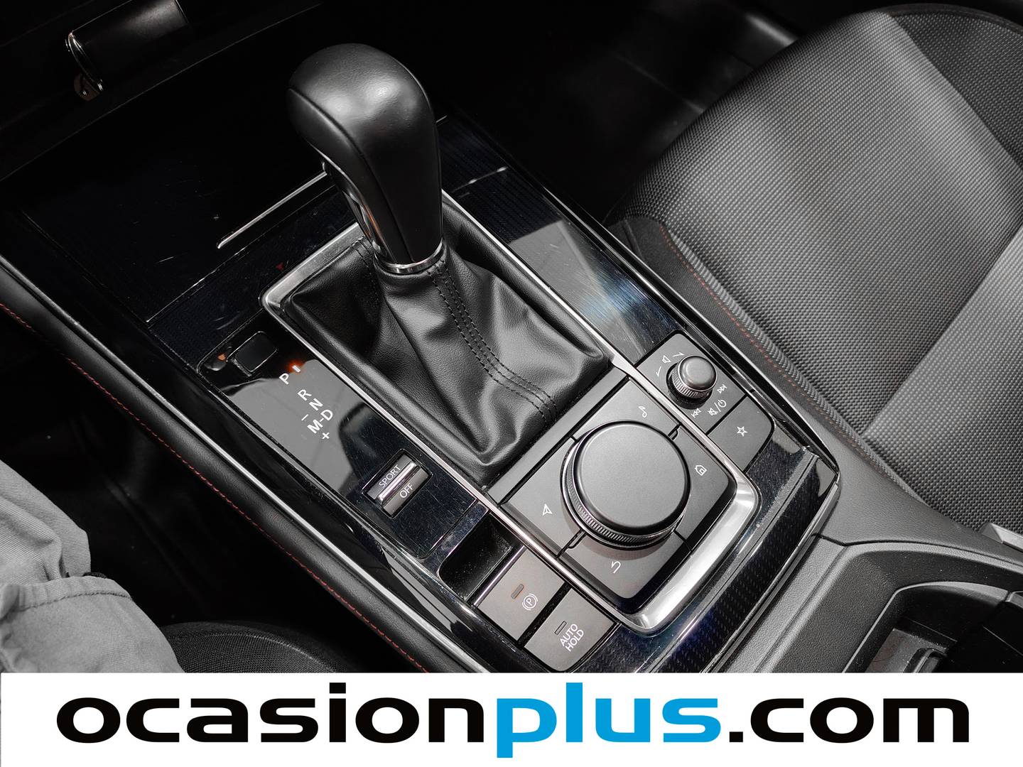 Foto Mazda CX-30 Mazda CX-30 e-SKYACTIV-X Homura 2WD AT (186 CV)